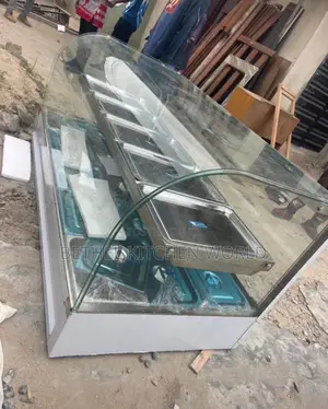 4 Plate Curved Glass Food Warmer