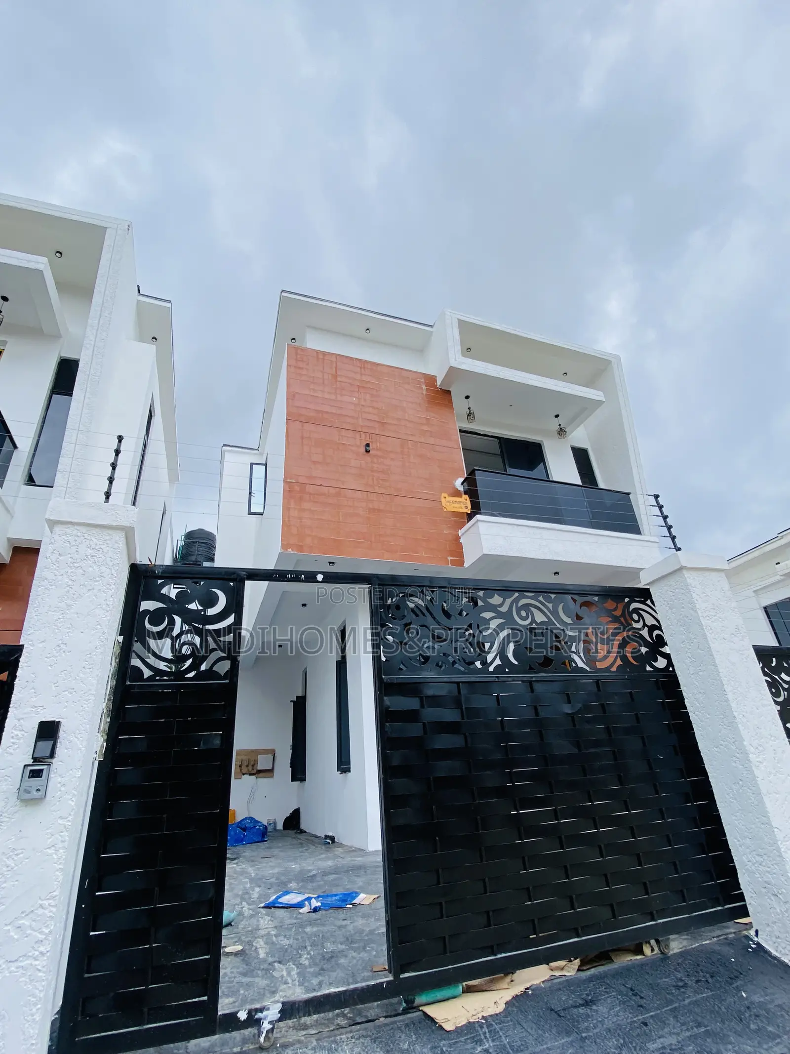 4bdrm Duplex in Ajah for sale