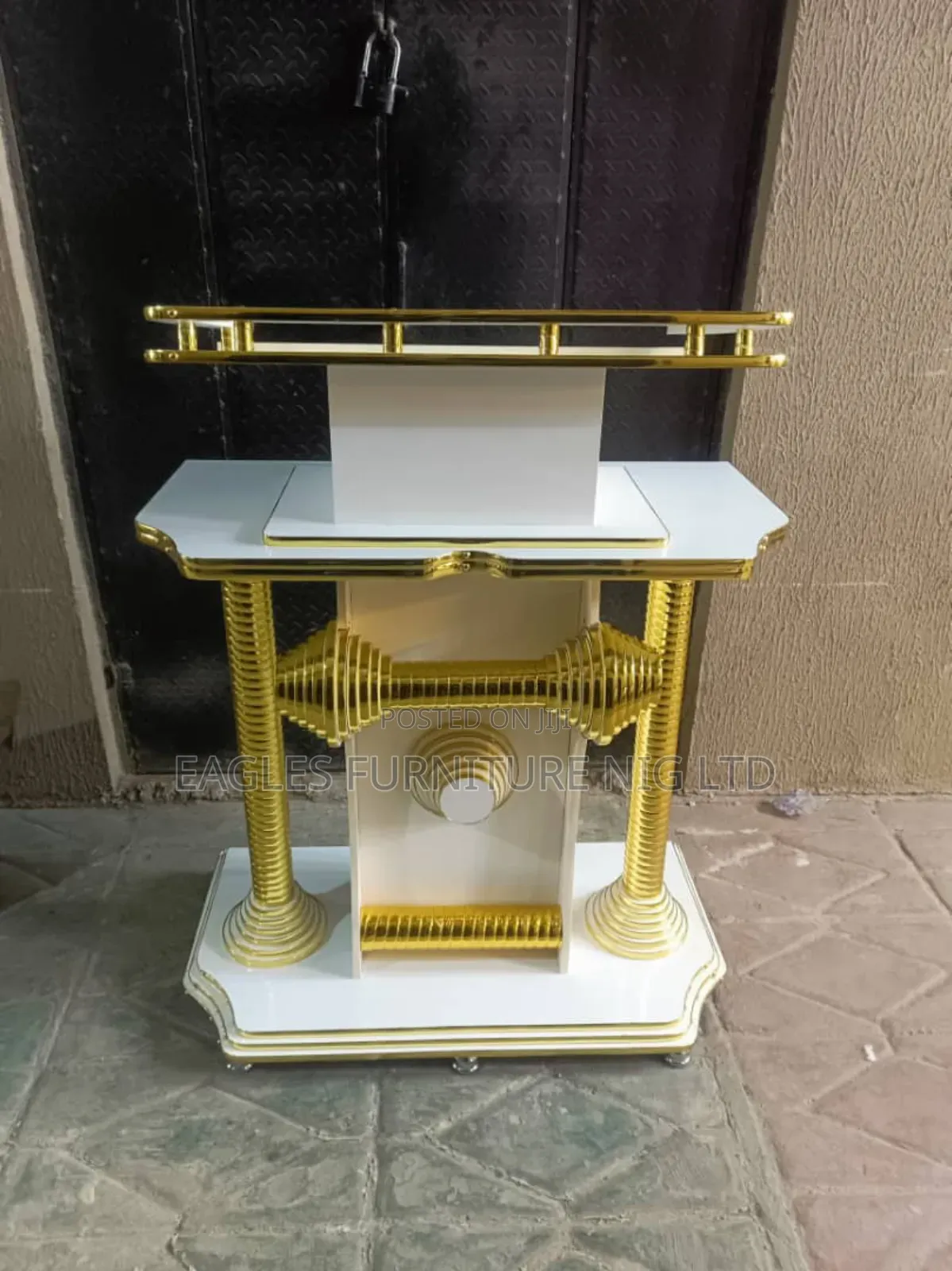 Quality Wooden Golden Church Pulpit