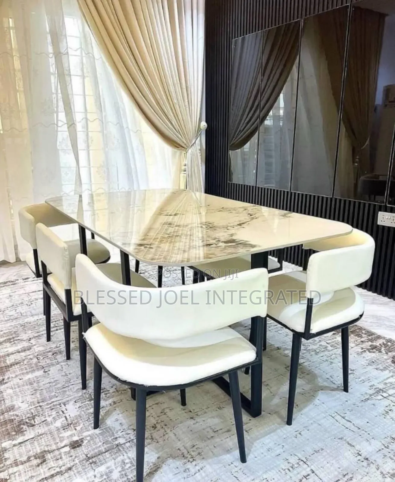 Original 6 Seaters Dining Table