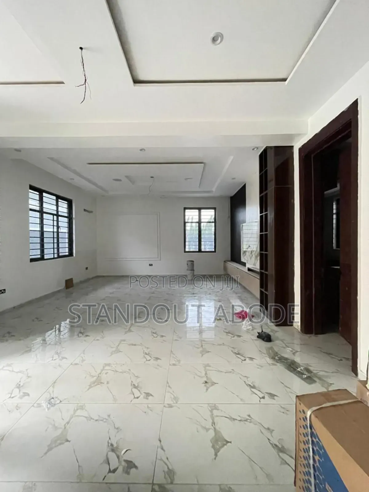 4bdrm Duplex in Inside An Estate, Surulere for sale