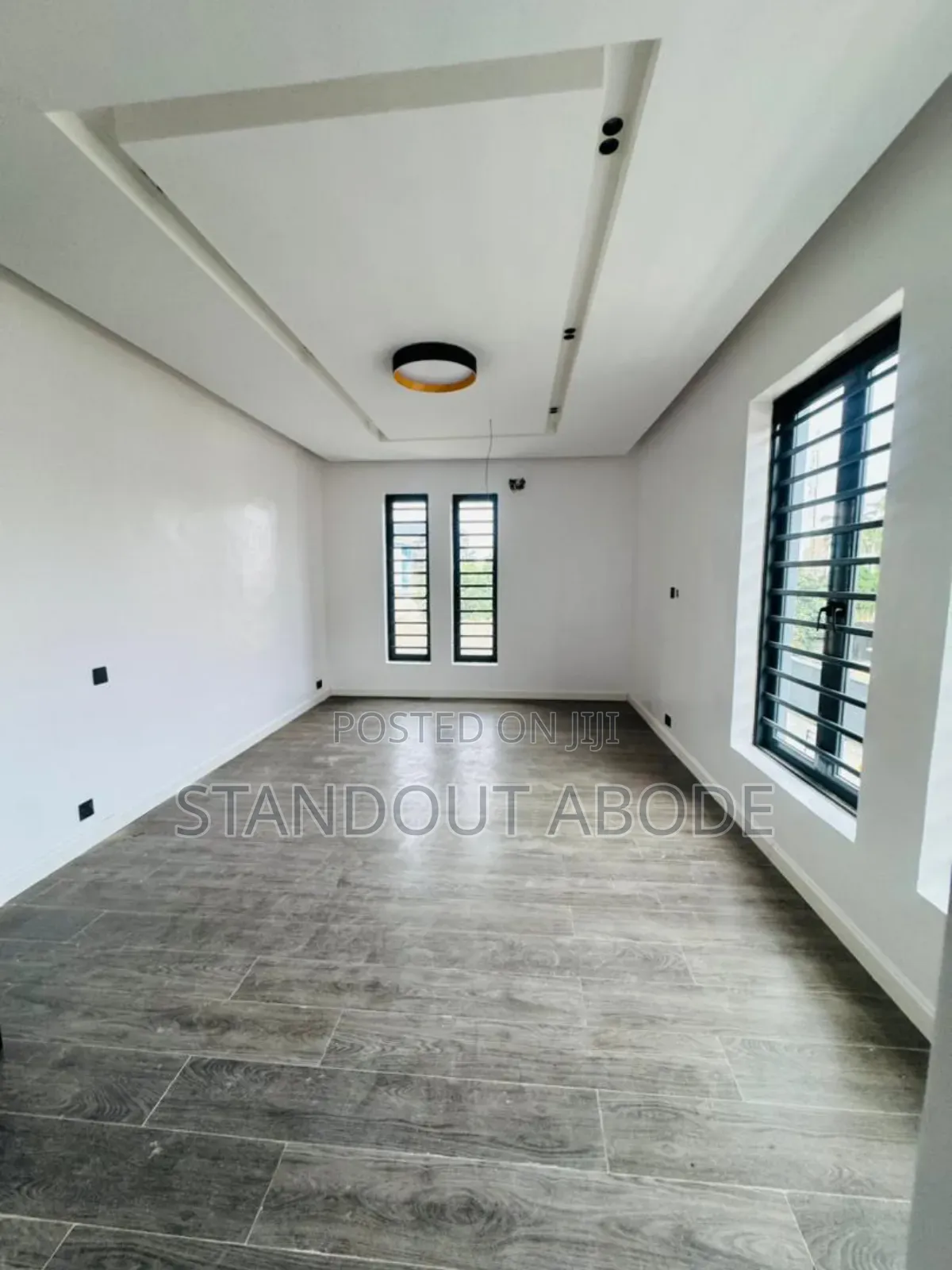 5bdrm Duplex in Inside An Estate, Ikeja GRA for sale