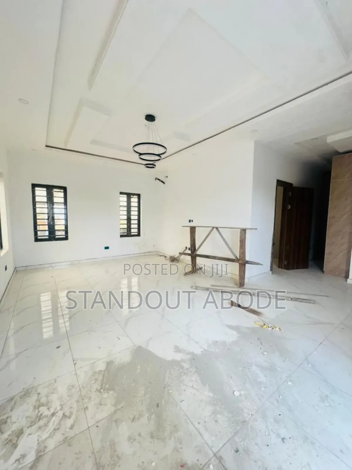 4bdrm Duplex in In An Estate, Ikeja for sale