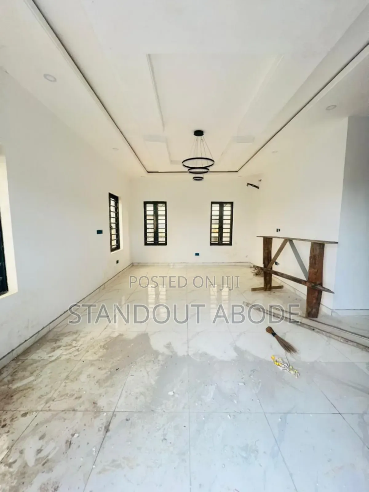 4bdrm Duplex in In An Estate, Ikeja for sale