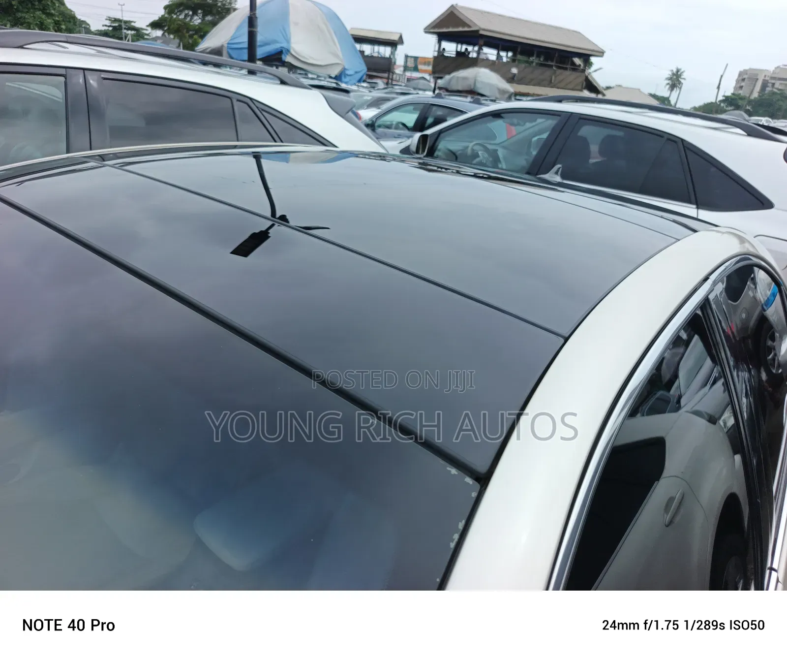 Lexus ES 350 2010 Gold