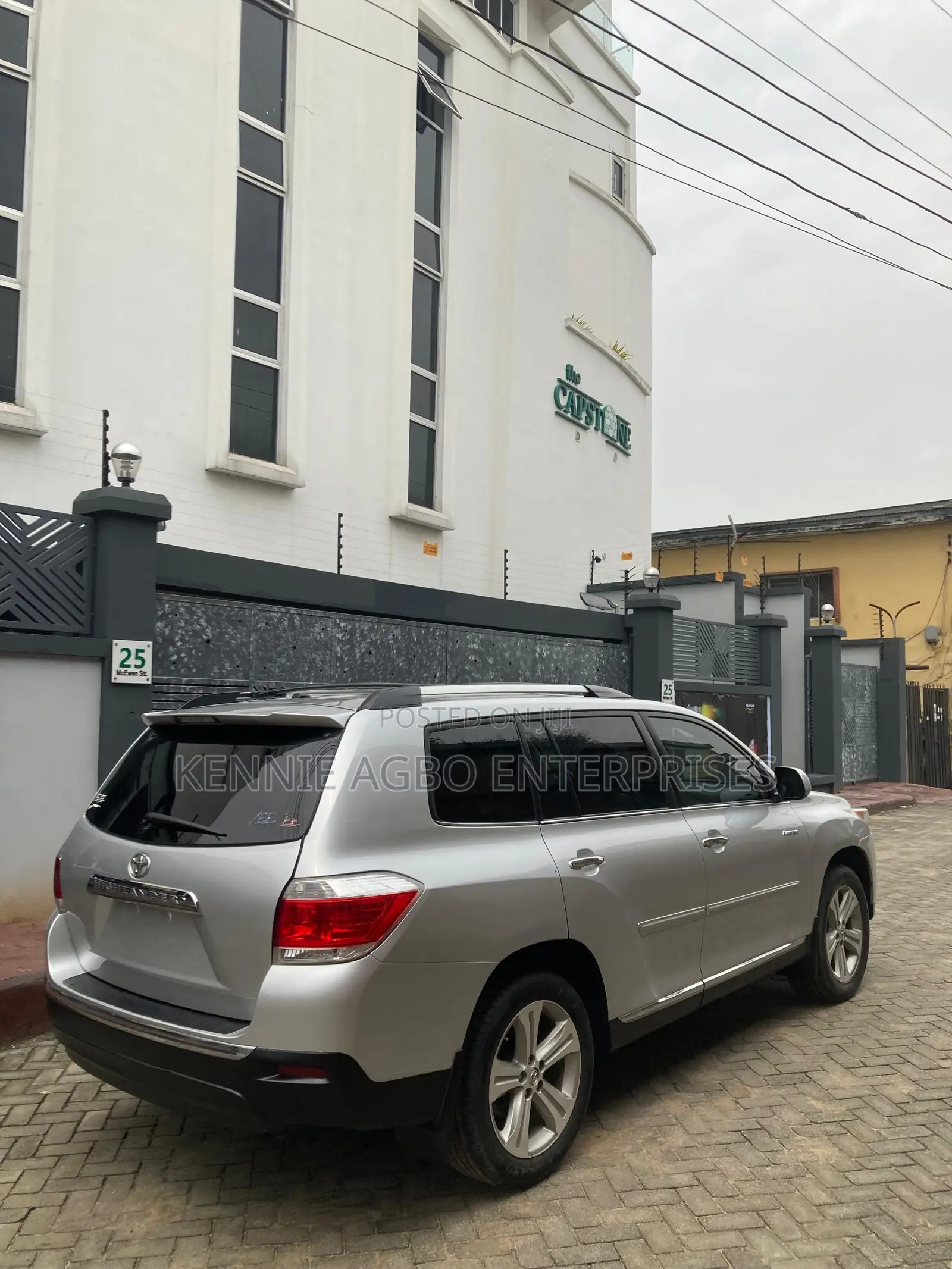 Toyota Highlander Limited 3.5l 4WD 2013 Silver