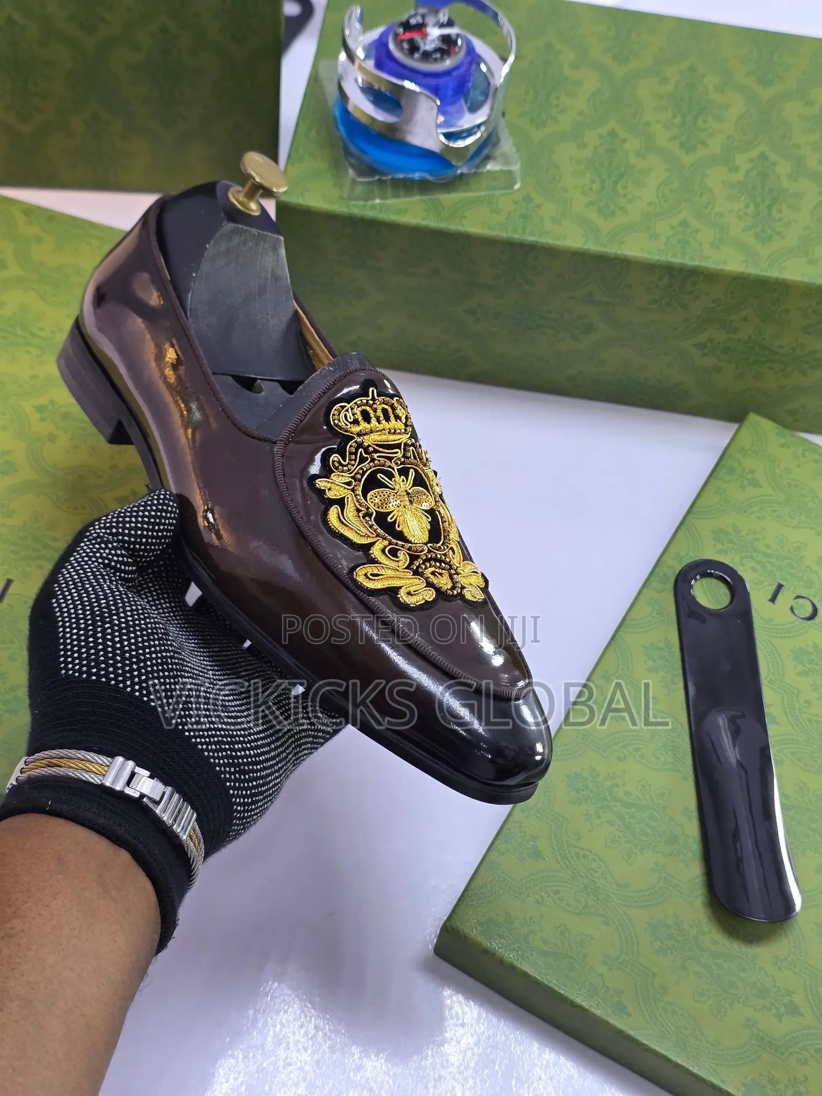 Gucci Glossy Leather Shoes
