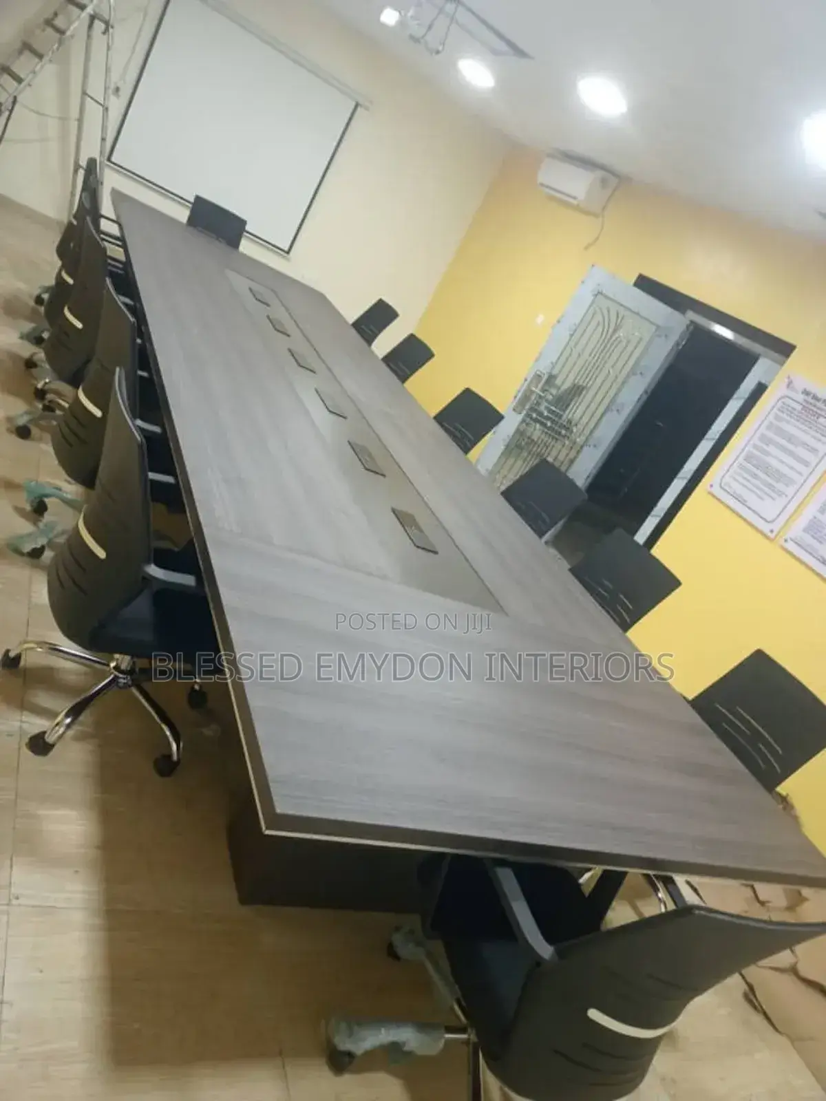 Two -Toned Executive Conference Table 4.2