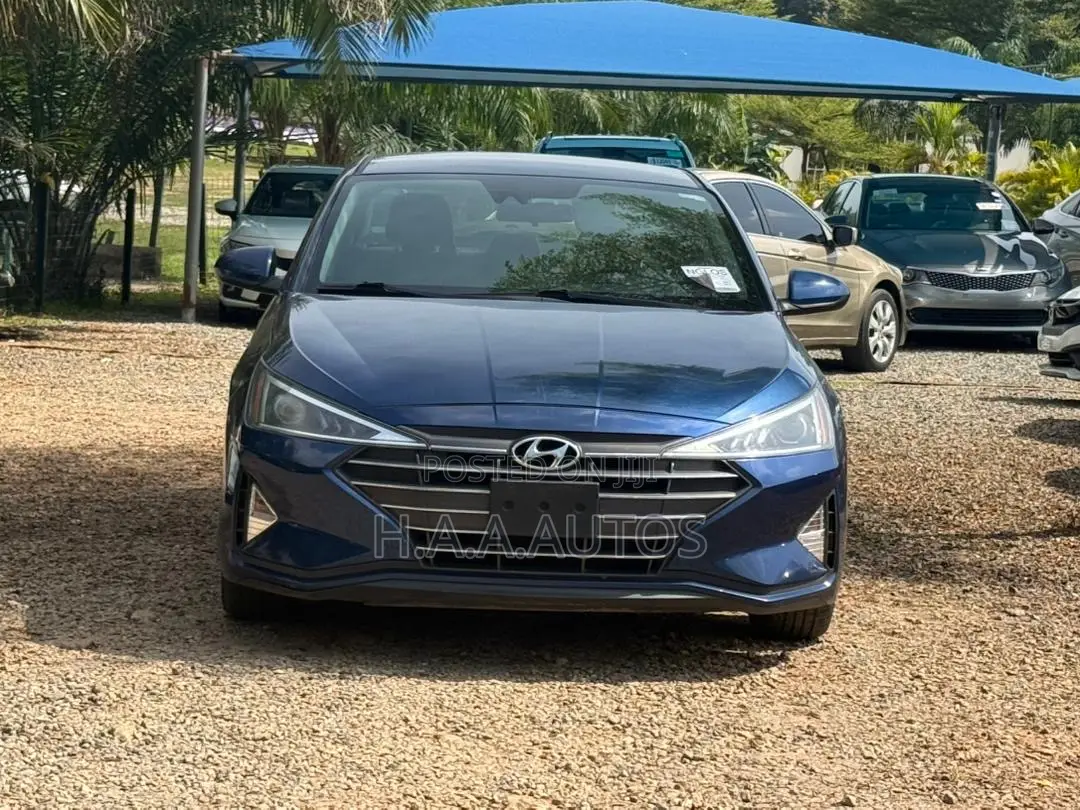 Hyundai Elantra 2019 Blue
