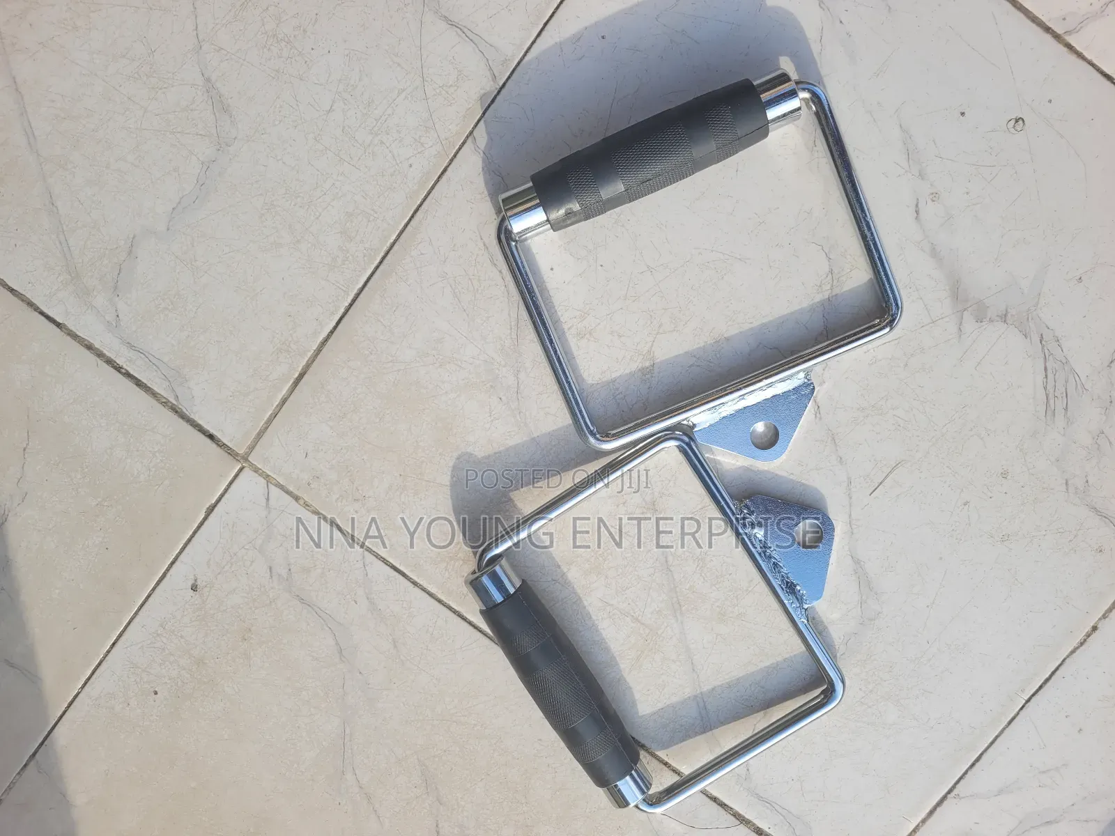 Triceps Clips Bar