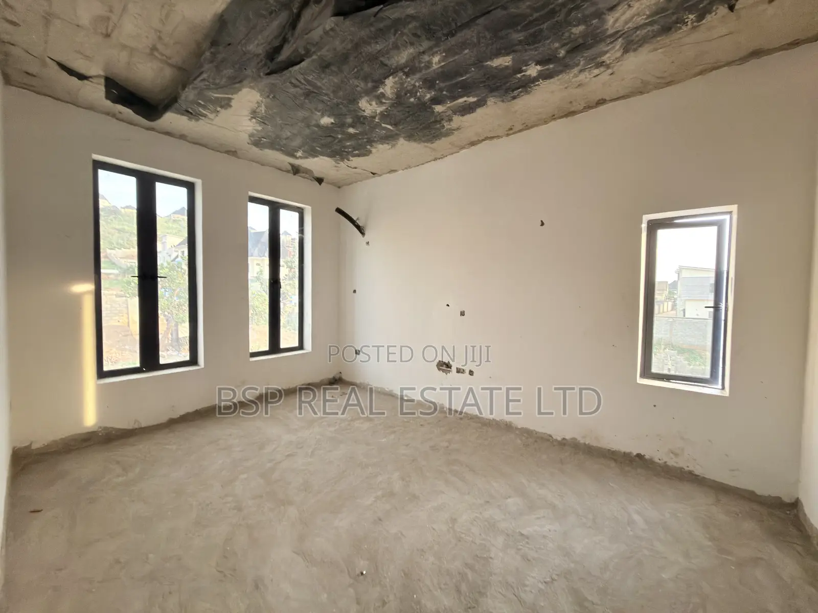 4bdrm Townhouse/Terrace in Apo Resettlement for sale