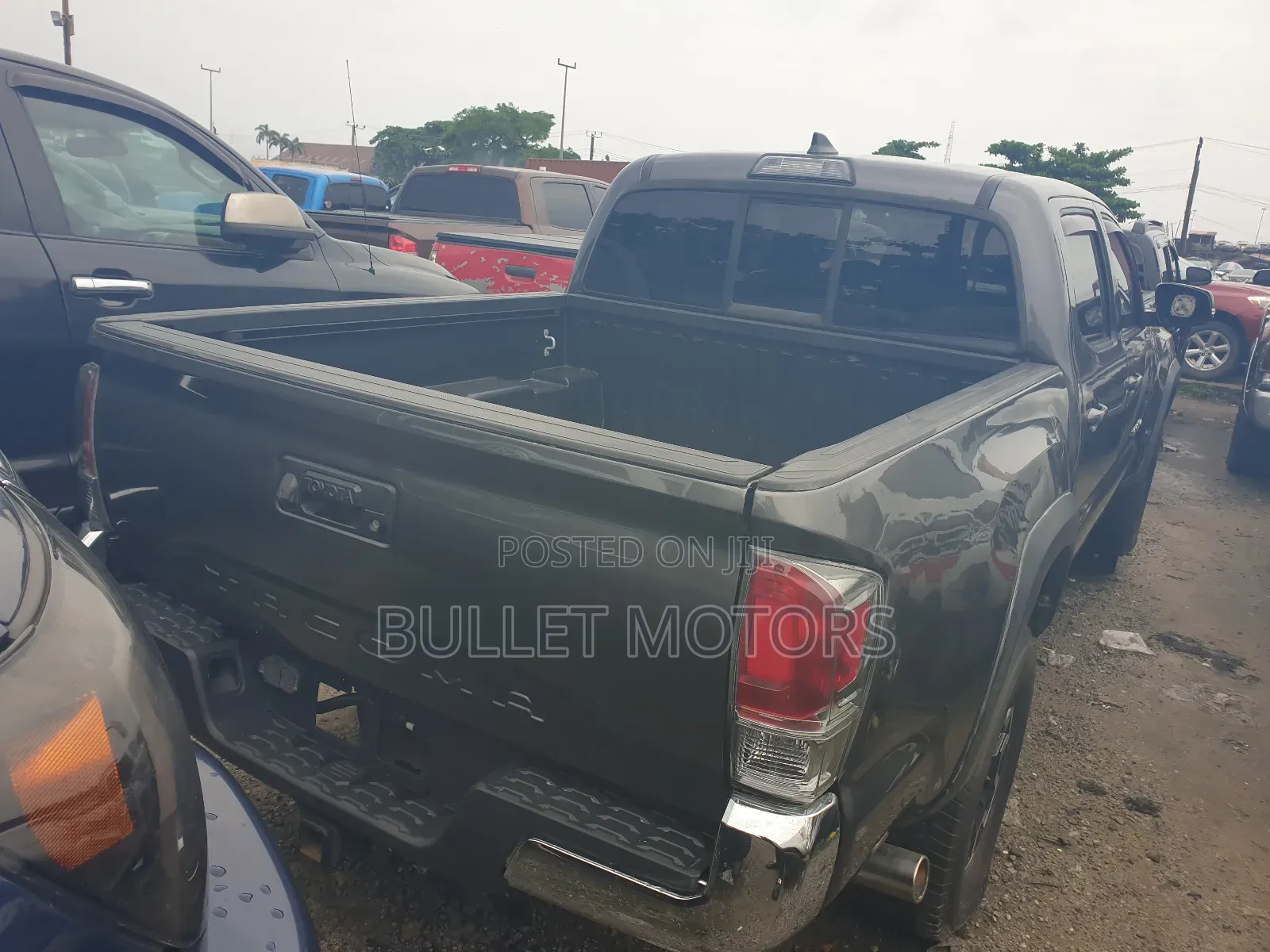 Toyota Tacoma 4dr Double Cab 2016 Black