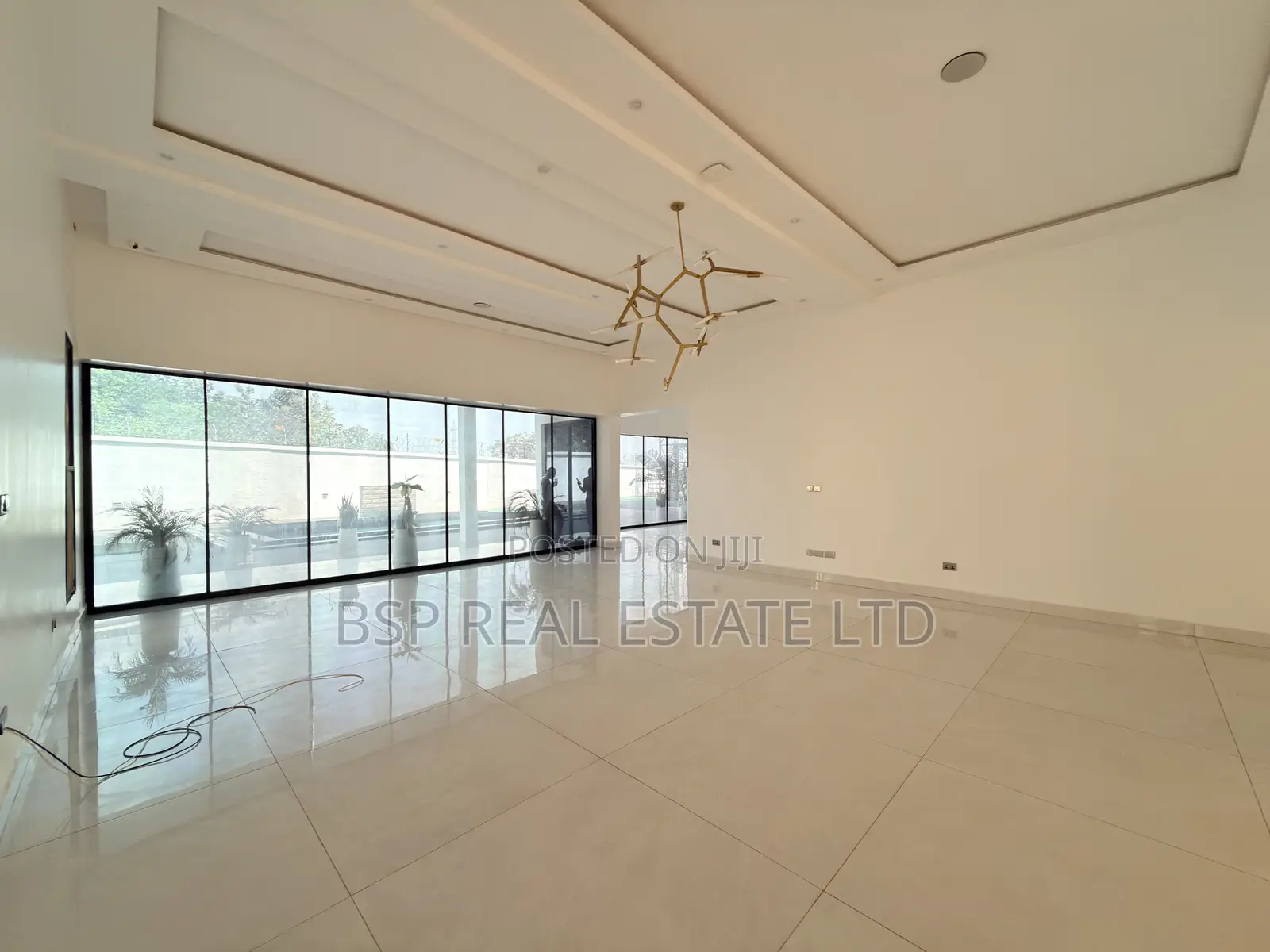 9bdrm Mansion in Guzape District for sale