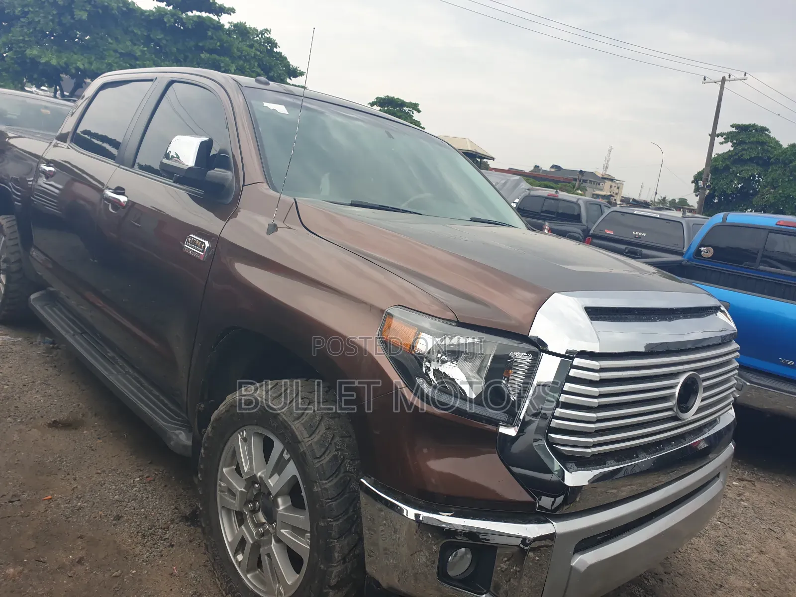 Toyota Tundra 1794 5.7L V8 w/FFV 4x2 CrewMax 5.6 ft. box 145.7 in. WB