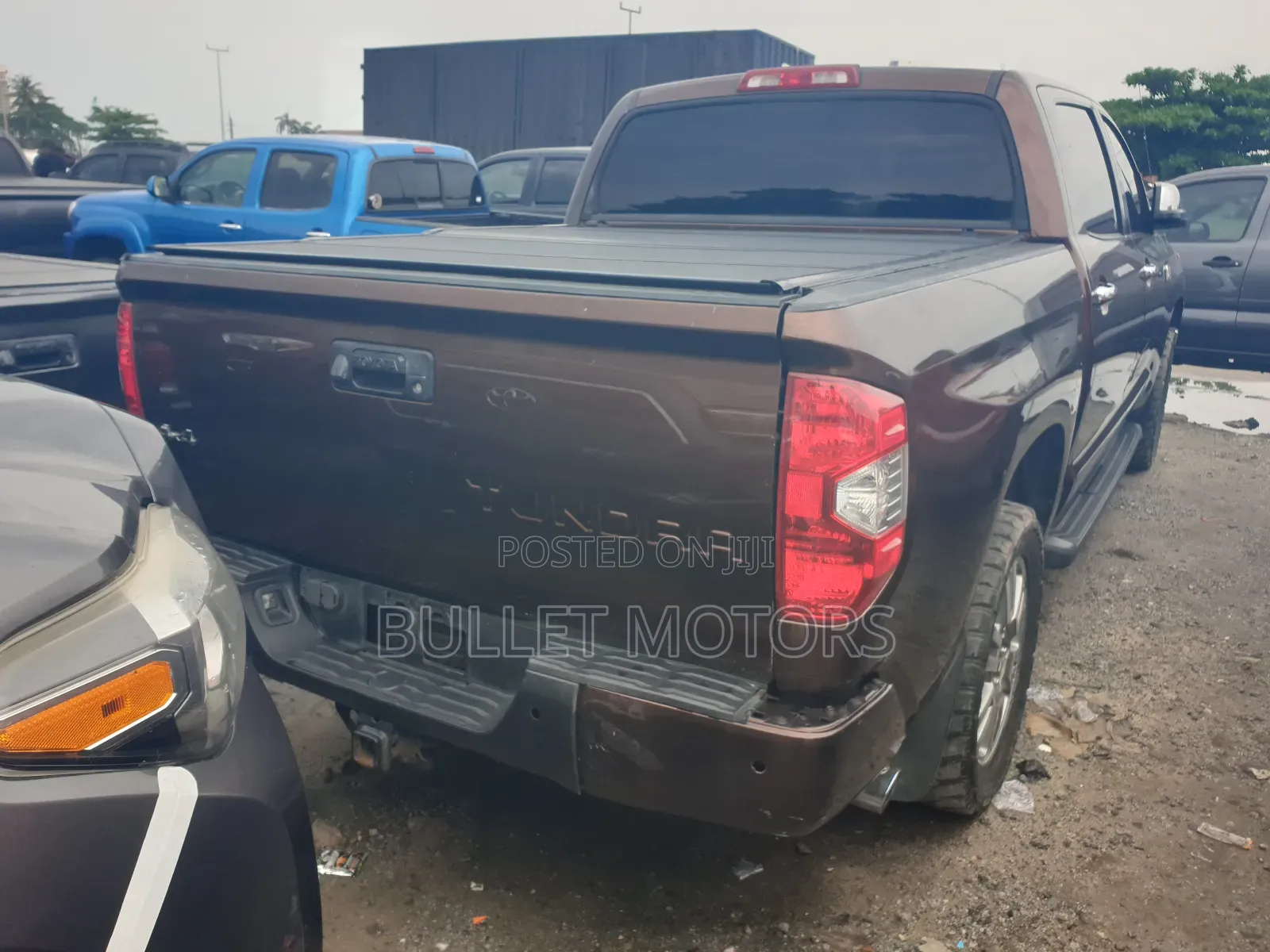 Toyota Tundra 1794 5.7L V8 w/FFV 4x2 CrewMax 5.6 ft. box 145.7 in. WB