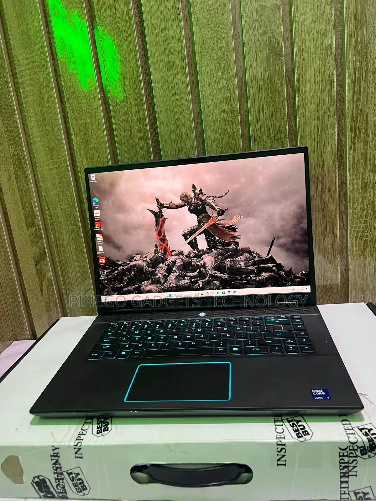 Laptop Dell Alienware M16 R2 16GB Intel Core Ultra 7 SSD 1T