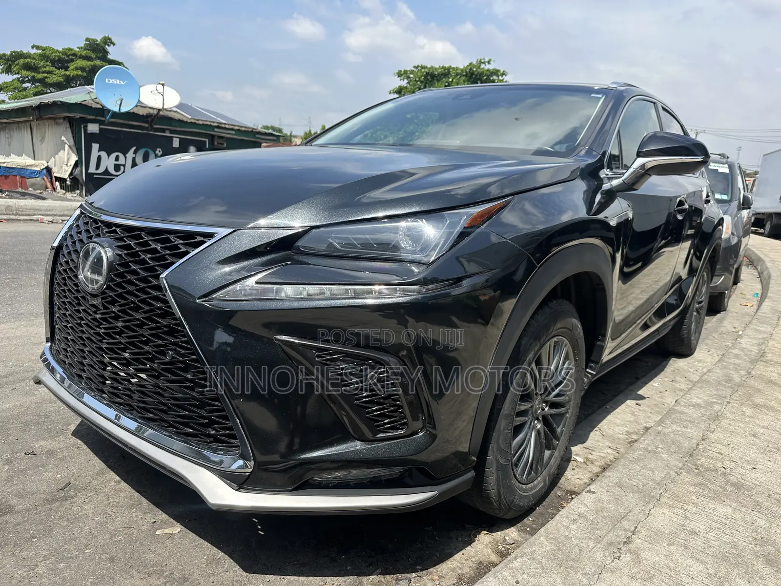 Lexus NX 300 FWD 2018 Black
