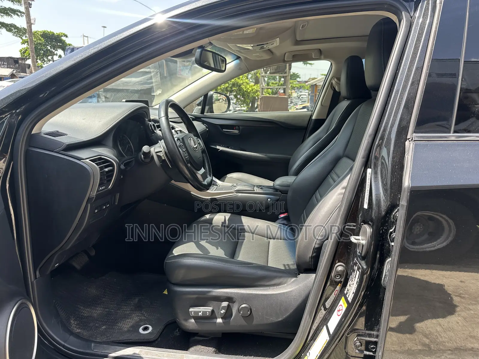 Lexus NX 300 FWD 2018 Black