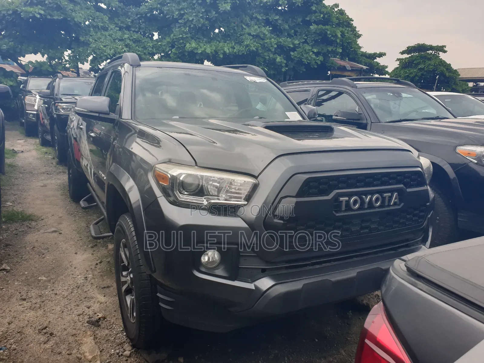 Toyota Tacoma Limited 2017 Gray