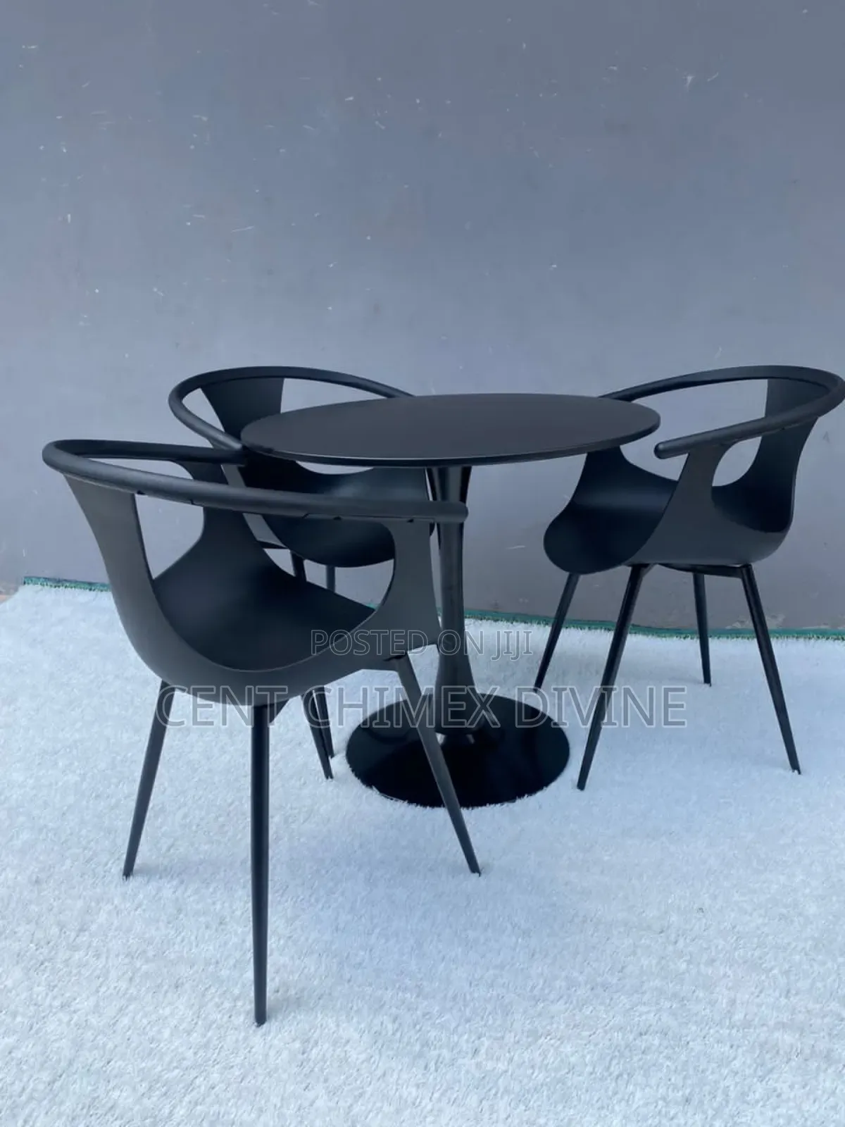 Modern 3 Seater Table and Chairs