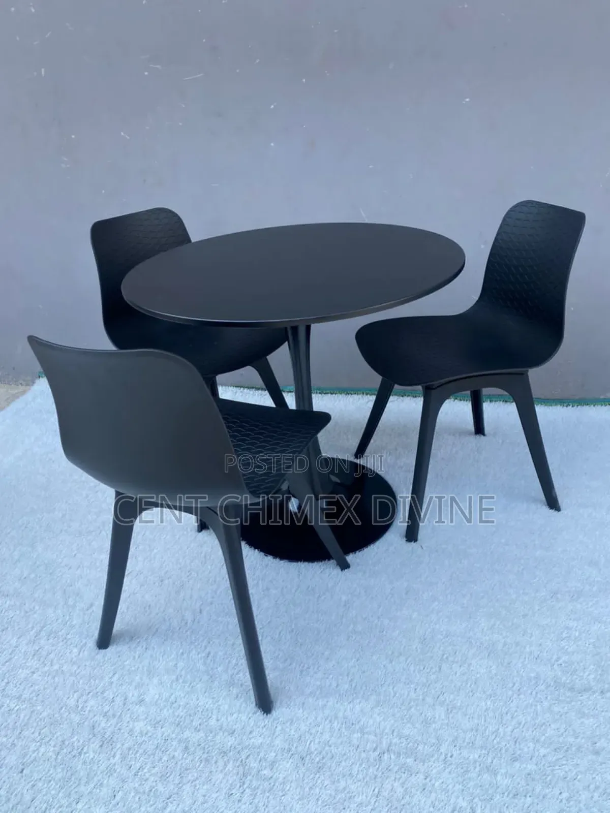 Wonderful 3 Seater Dinning Table and Chairs