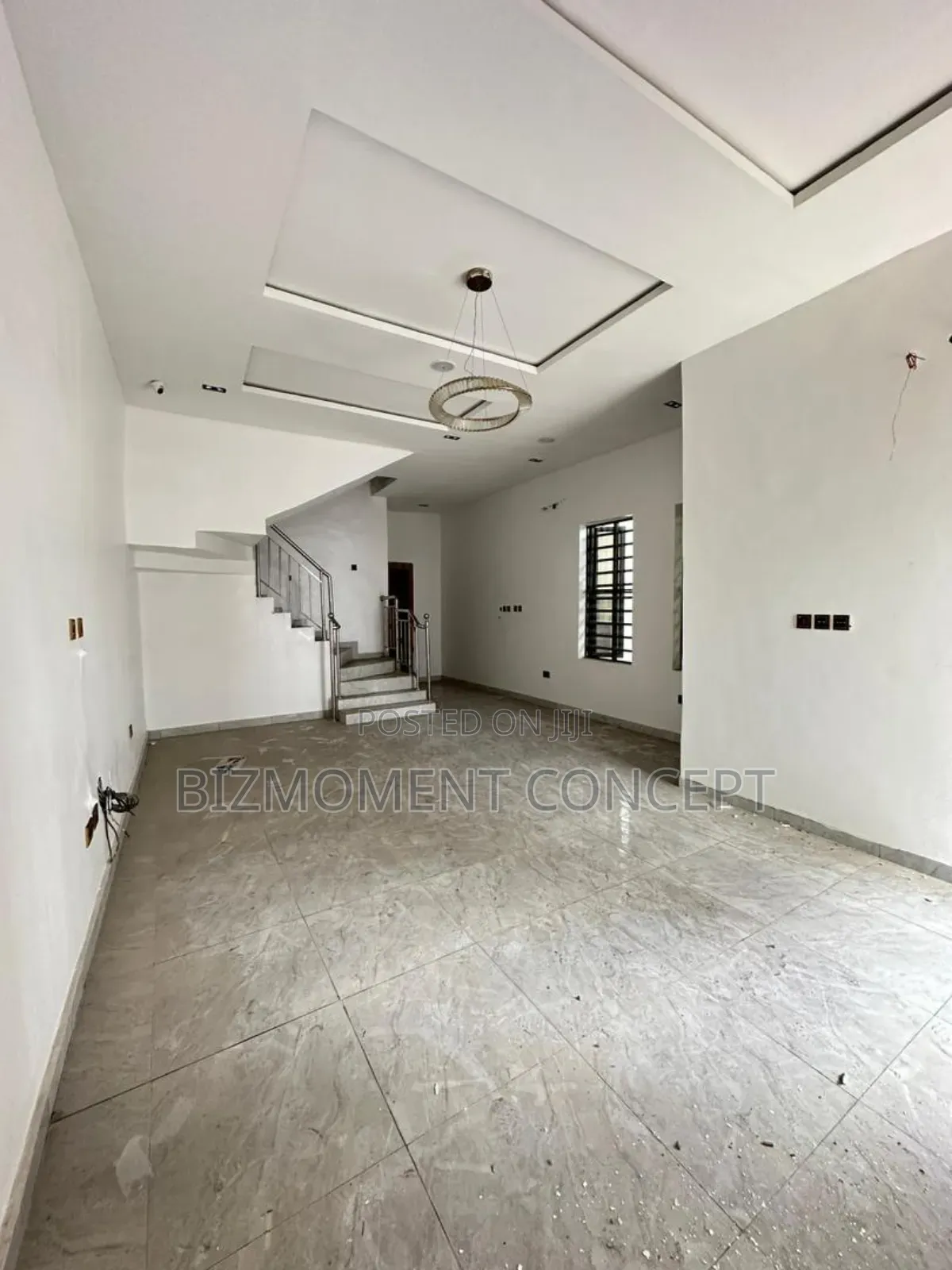 4bdrm Duplex in Orchid Road, Chevron for sale