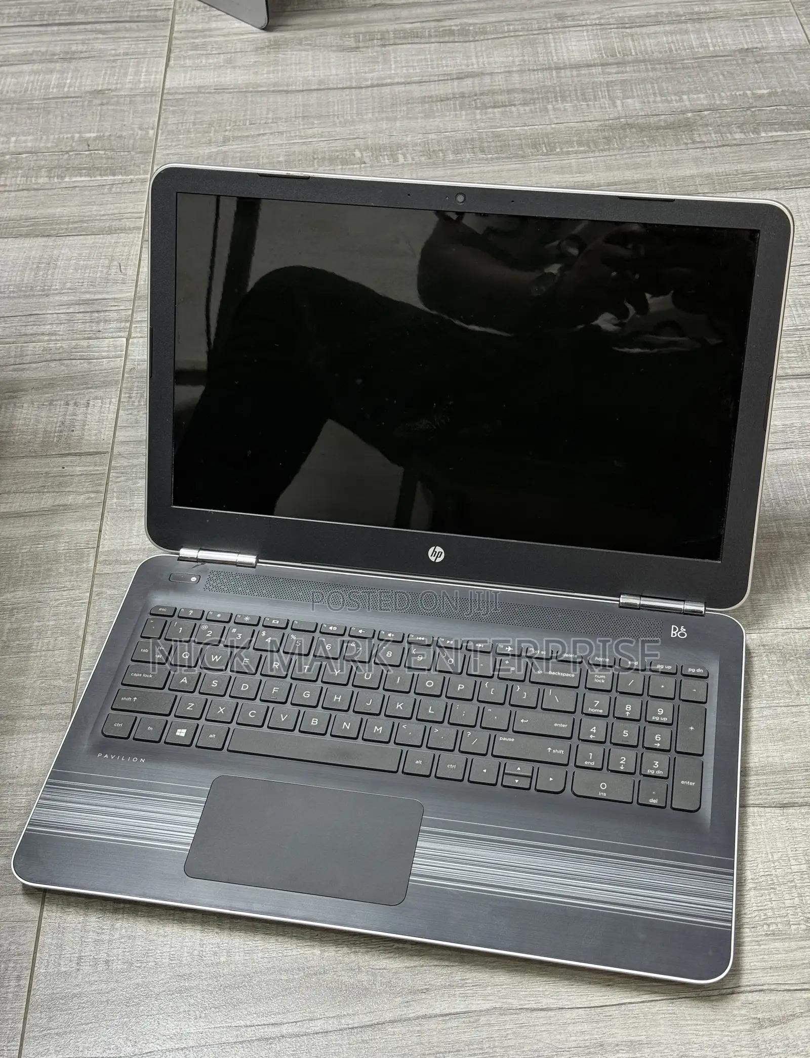Laptop HP Pavilion 15 8GB AMD SSD 256GB