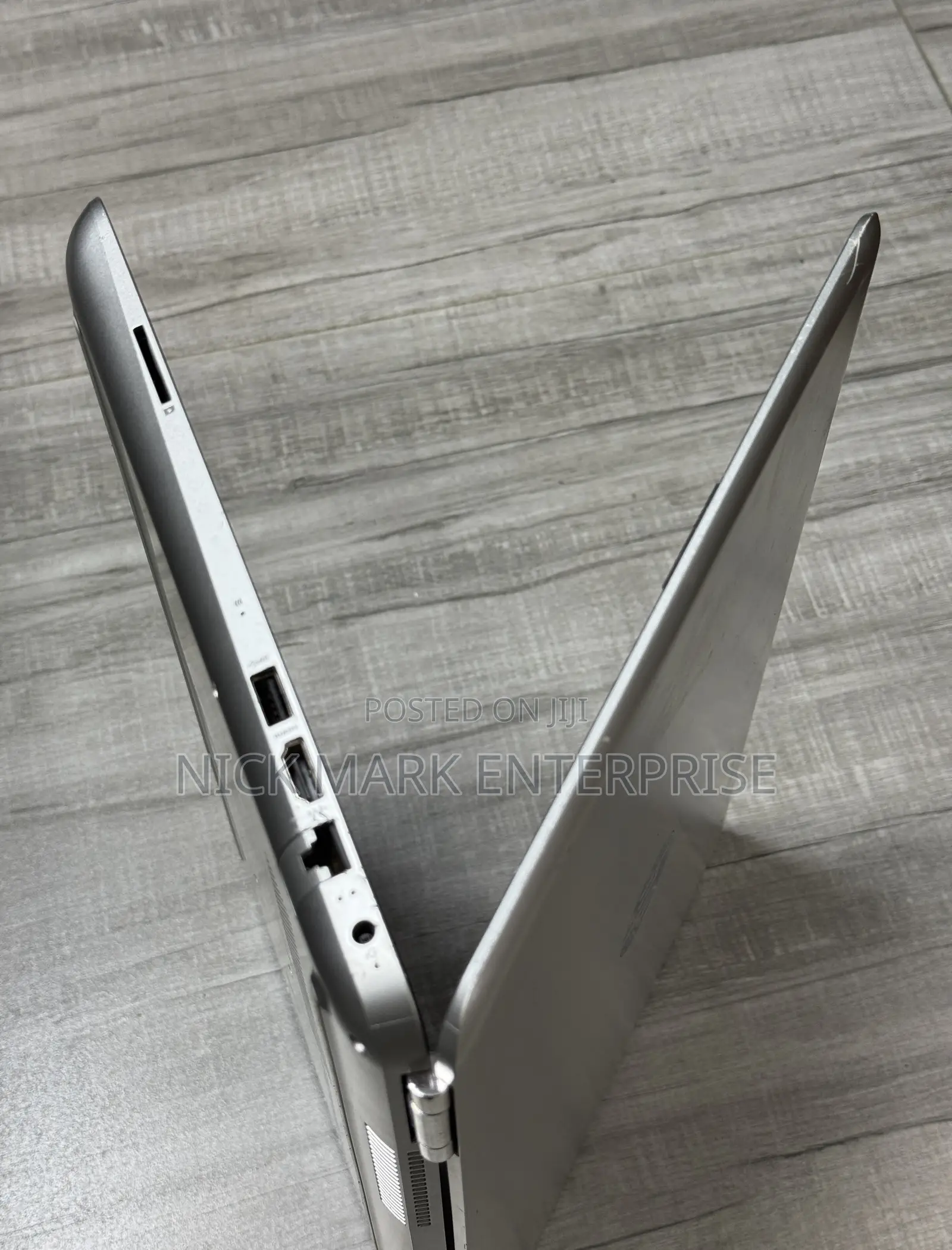 Laptop HP Pavilion 15 8GB AMD SSD 256GB