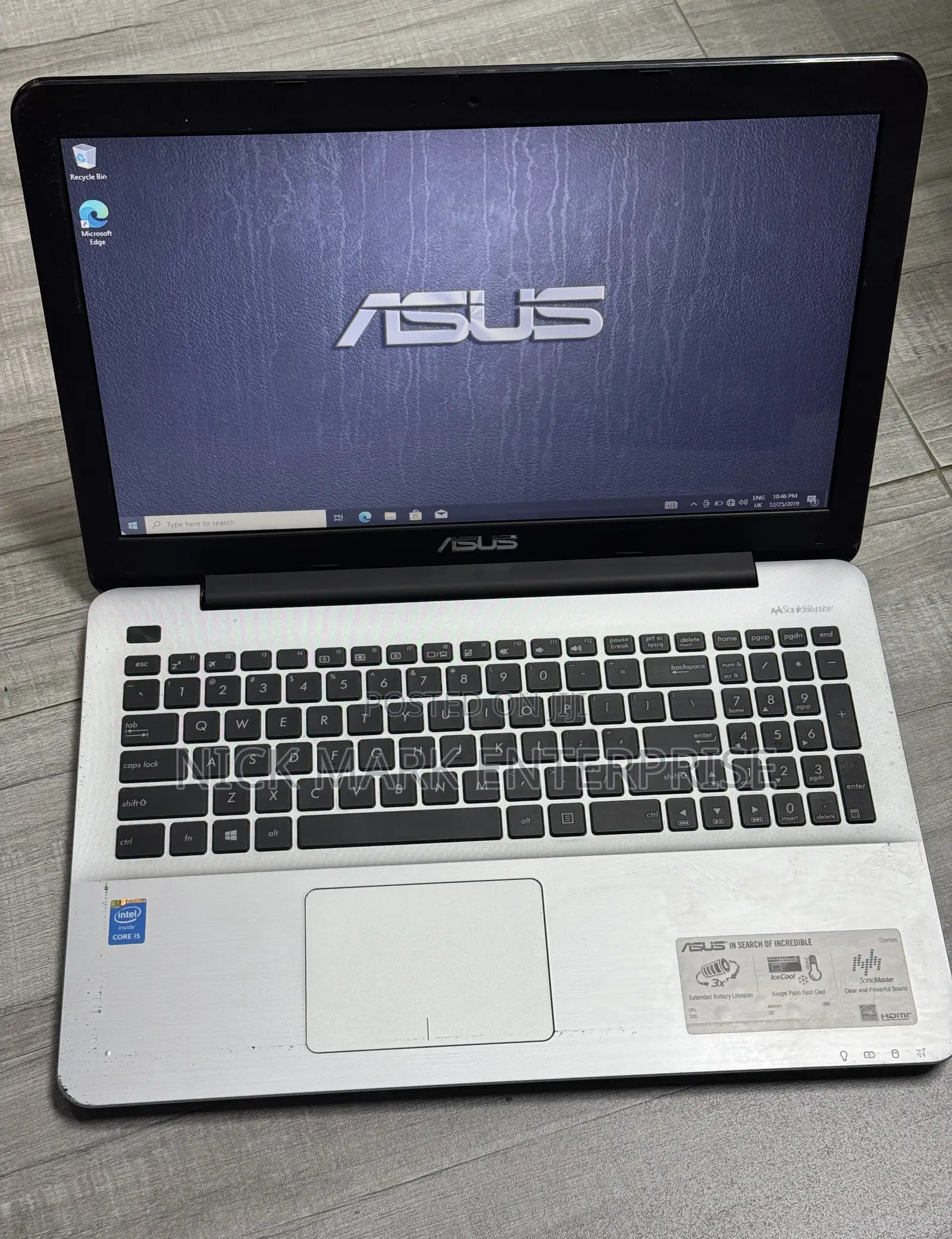 Laptop Asus X550LA 8GB Intel Core i5 HDD 1T