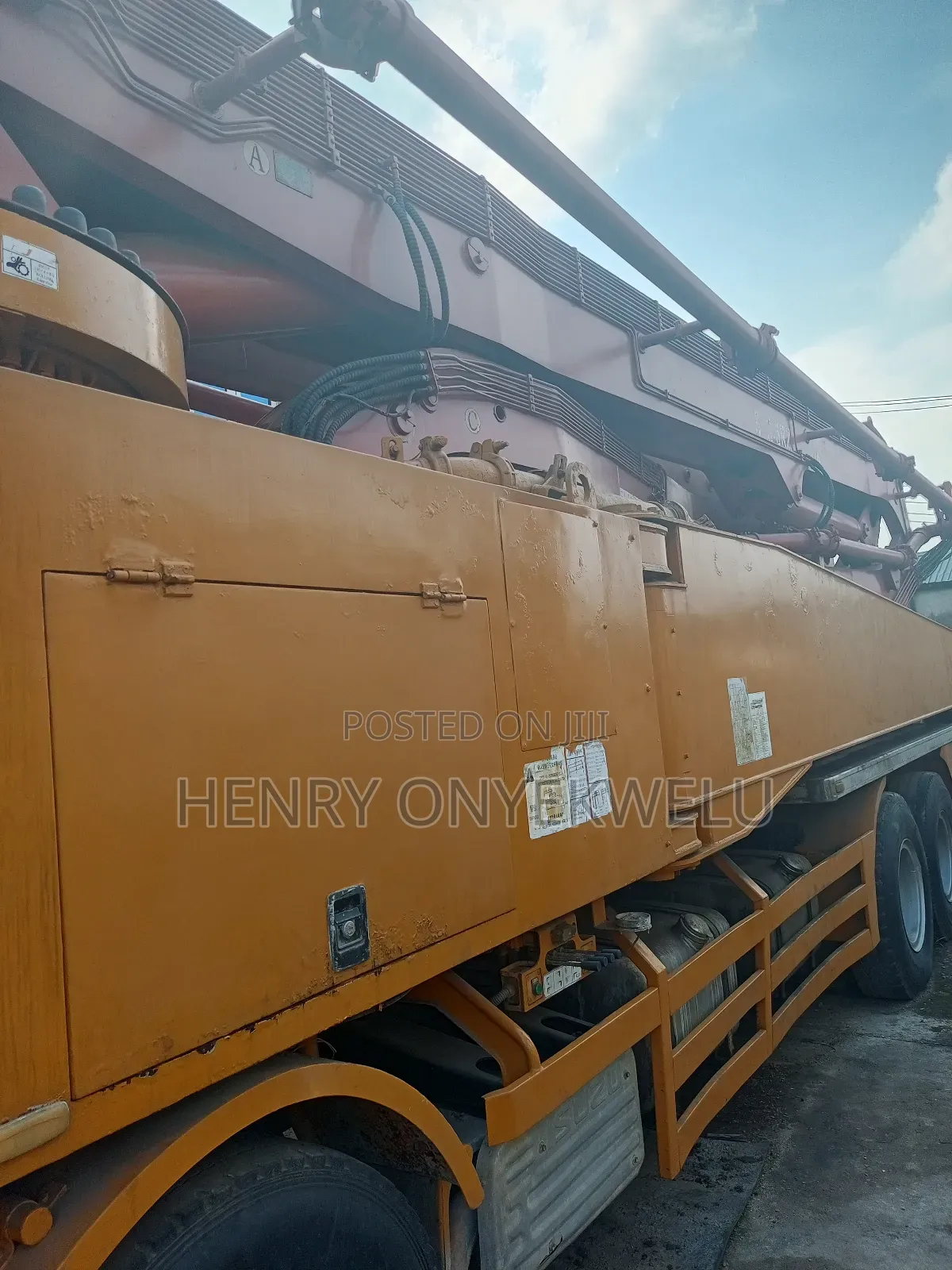 Izuzu Concrete Pump Truck