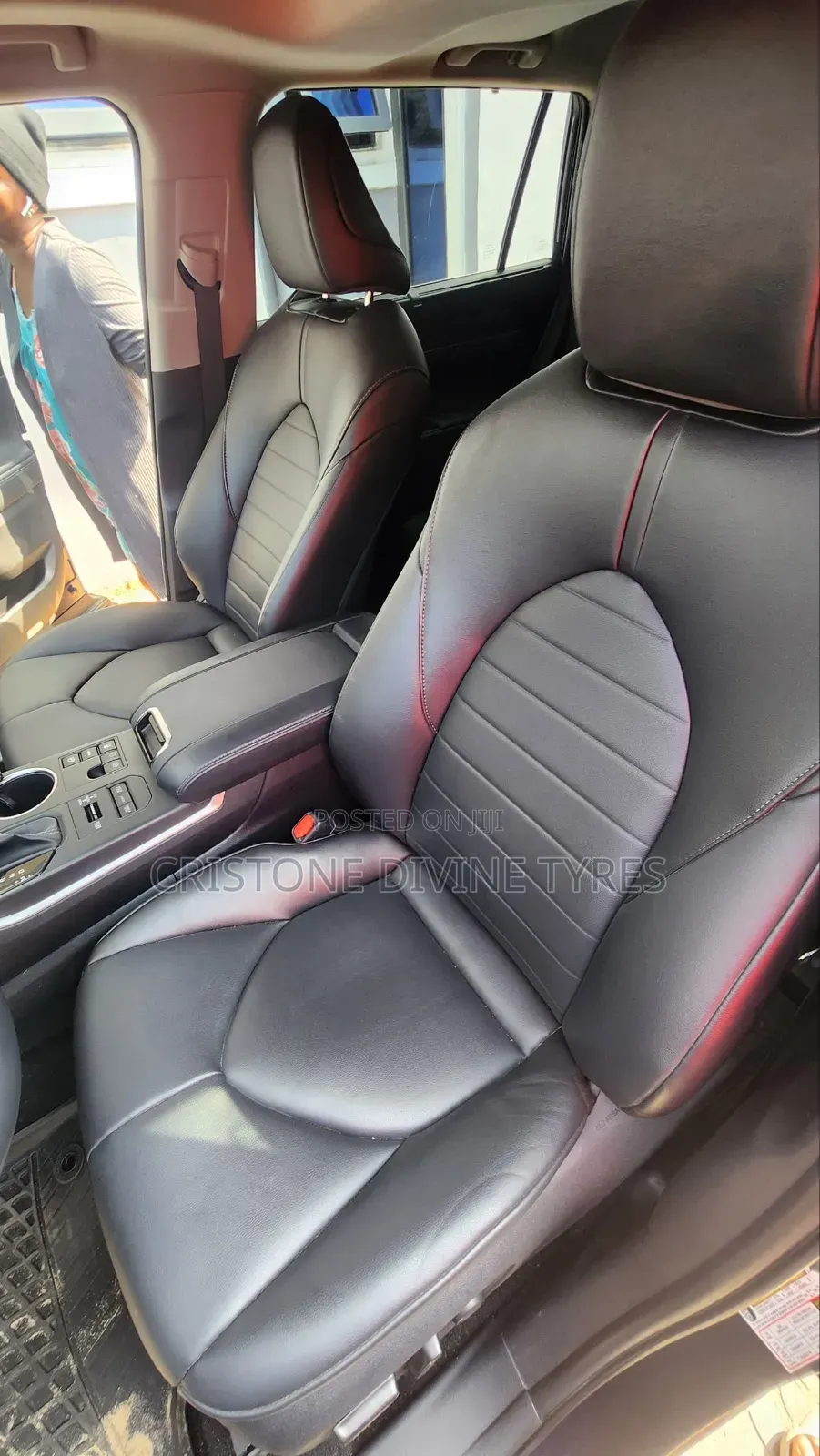 Toyota Highlander XLE AWD 2023 Blue