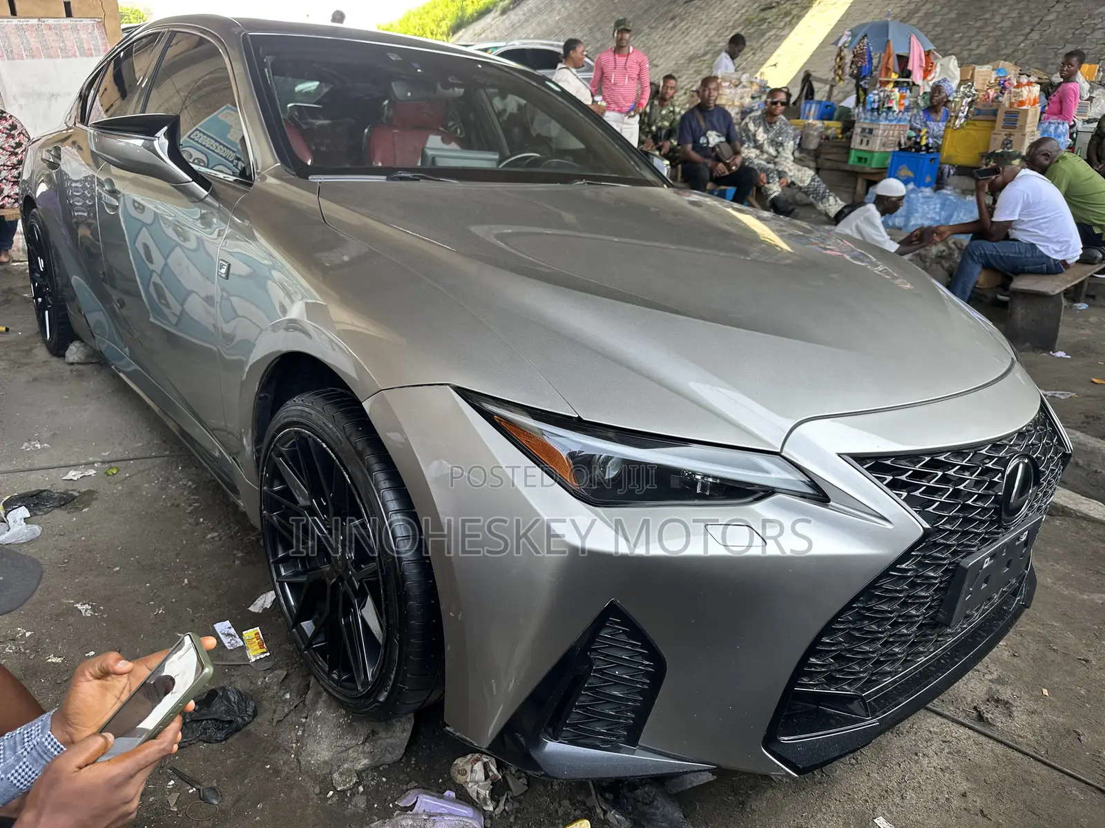 Lexus IS 2021 Gold