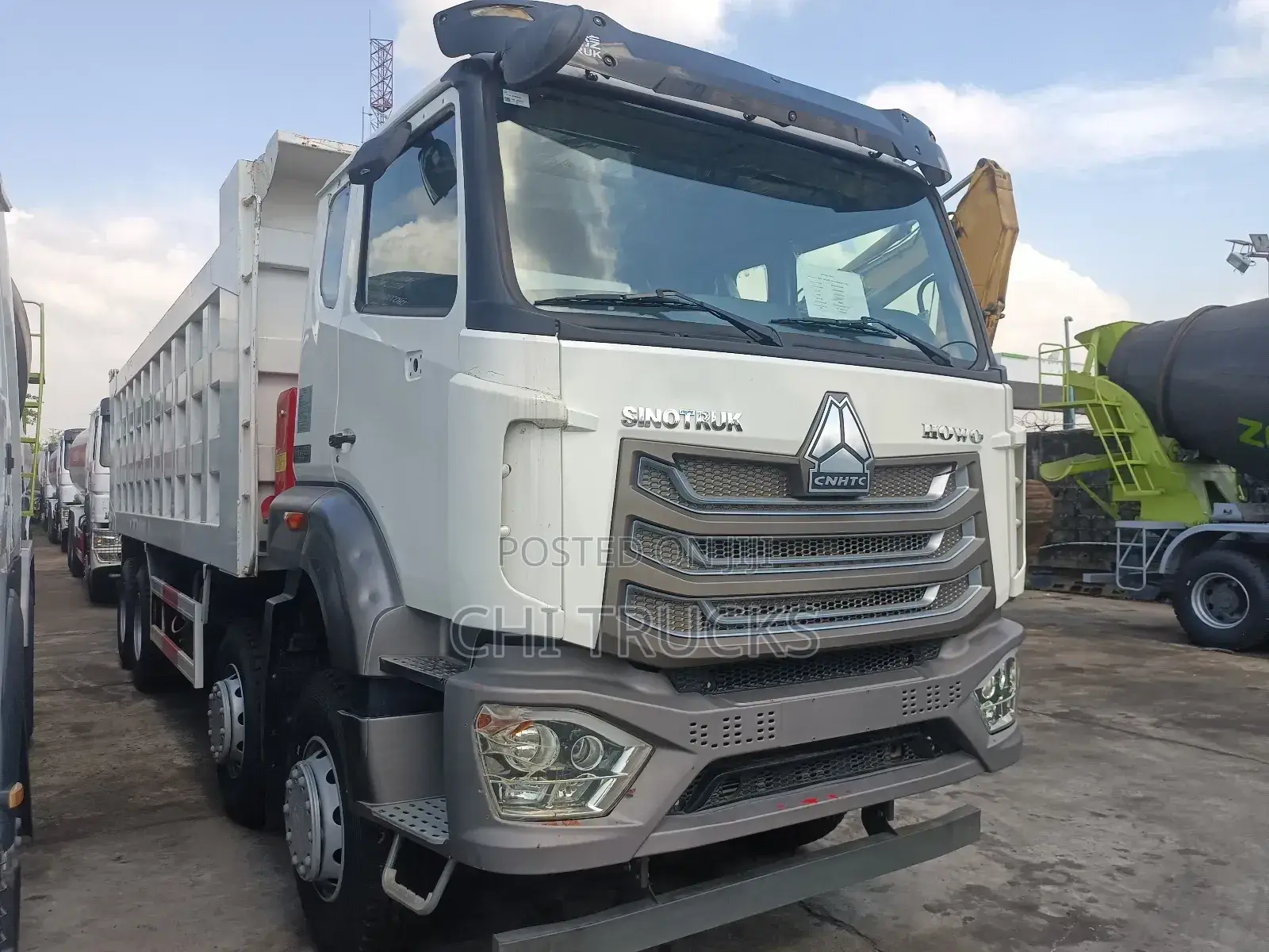 New Model Howo Tipper Truck 12tires (Dump)