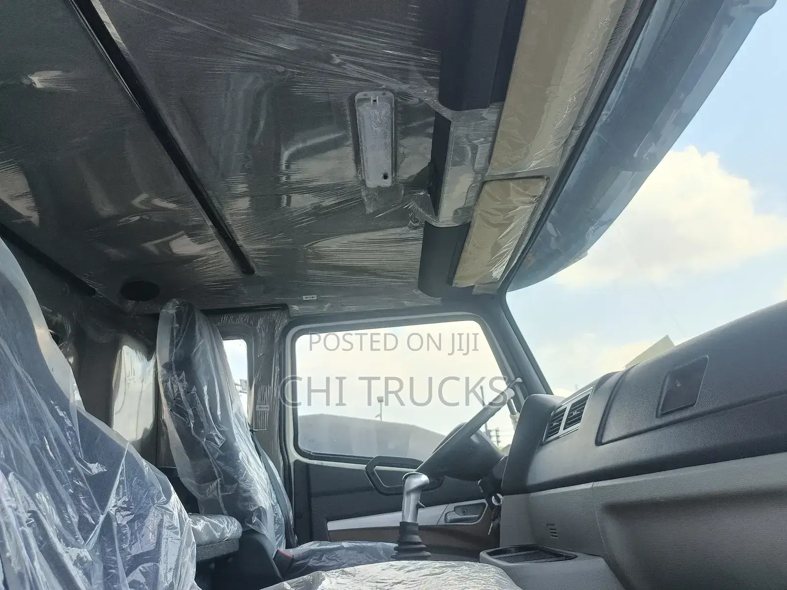New Model Howo Tipper Truck 12tires (Dump)