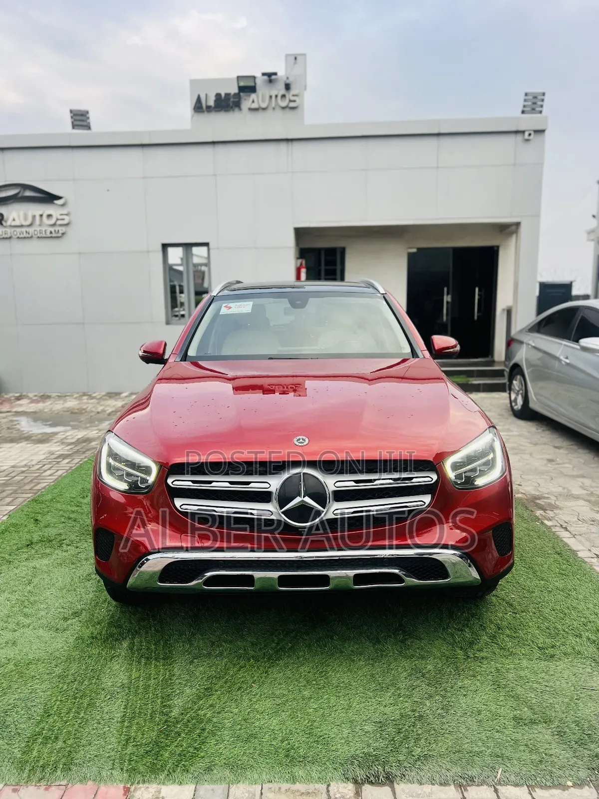 Mercedes-Benz GLC-Class 2021 Red