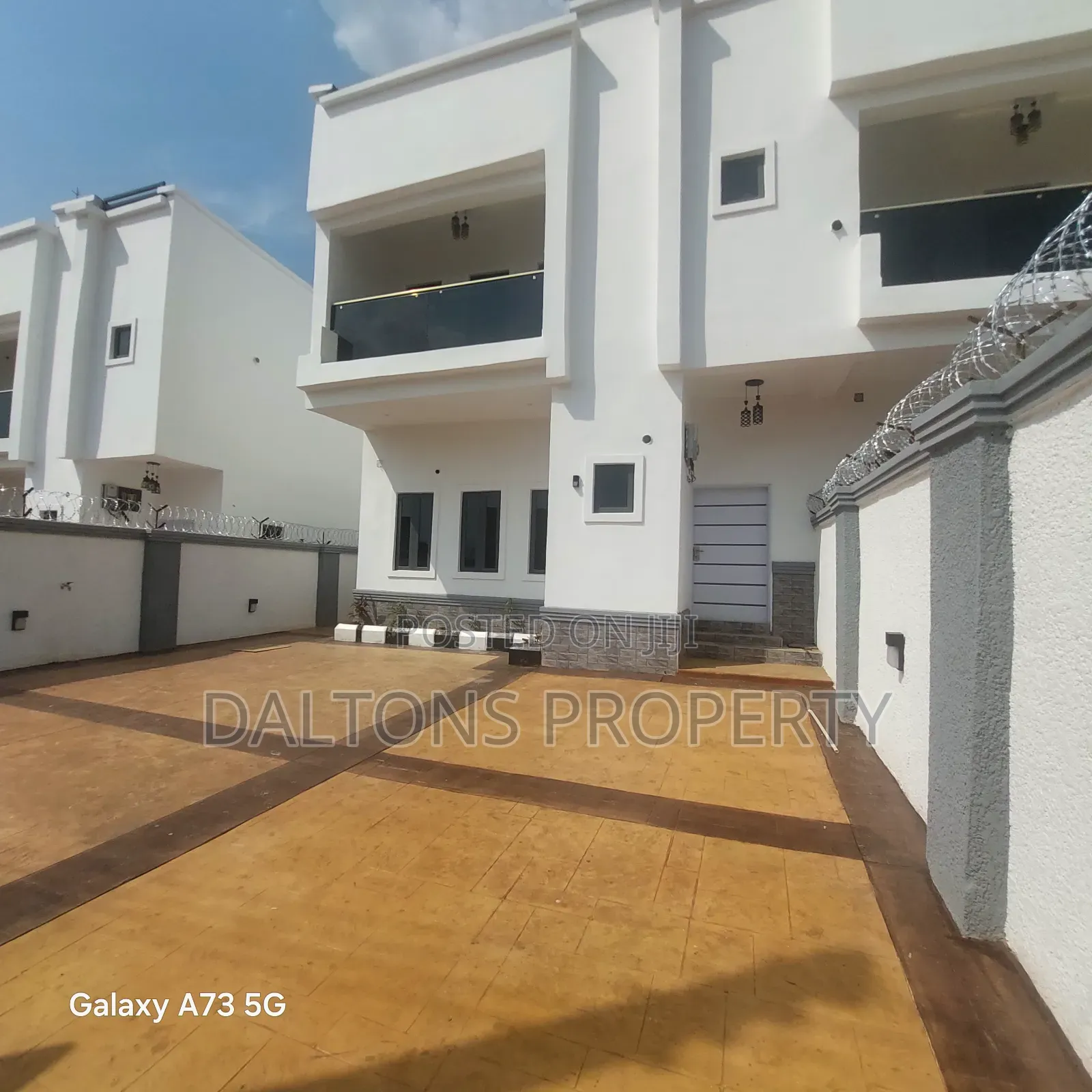 4bdrm Duplex in Best View, Lugbe District for sale