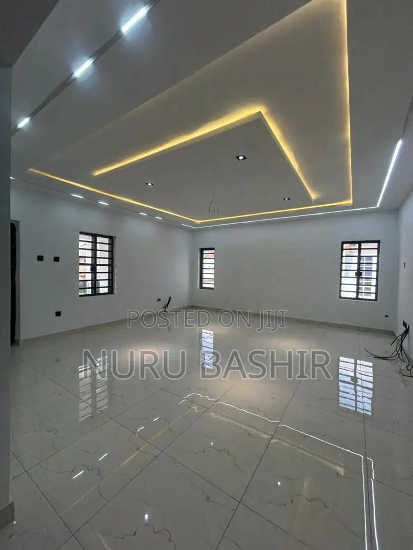 4bdrm Duplex in Victory Garden, Akala Express for sale