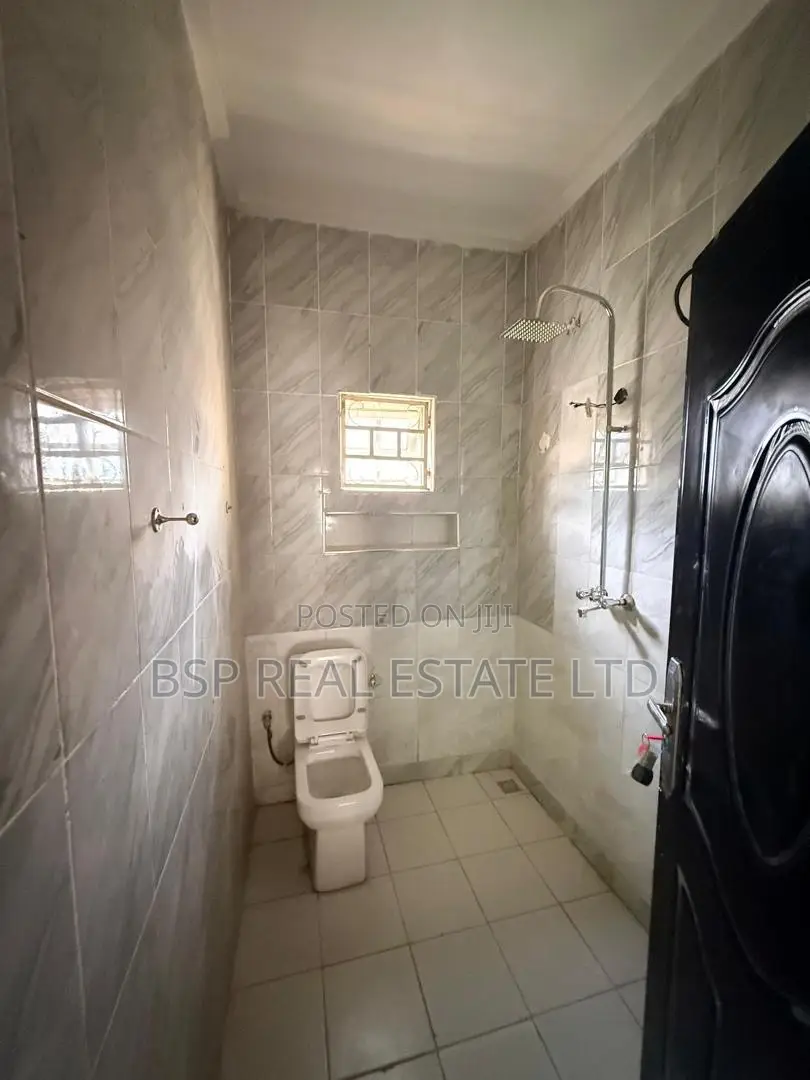 5bdrm Duplex in Apo Resettlement for sale