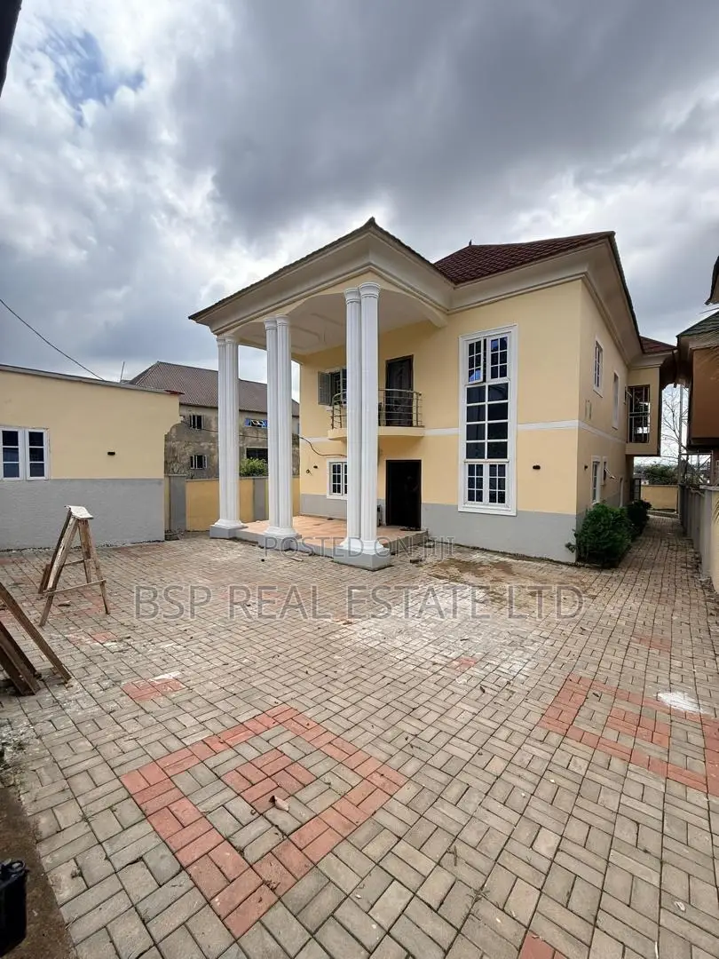 5bdrm Duplex in Apo Resettlement for sale