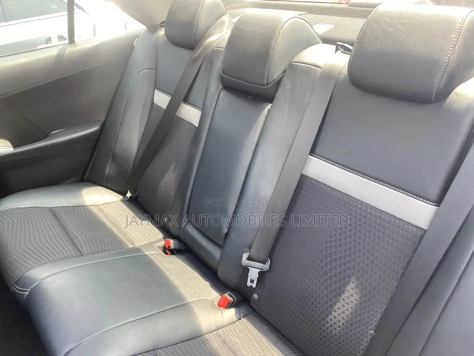 Toyota Camry SE 4dr Sedan (2.5L 4cyl 6A) 2014 Gray