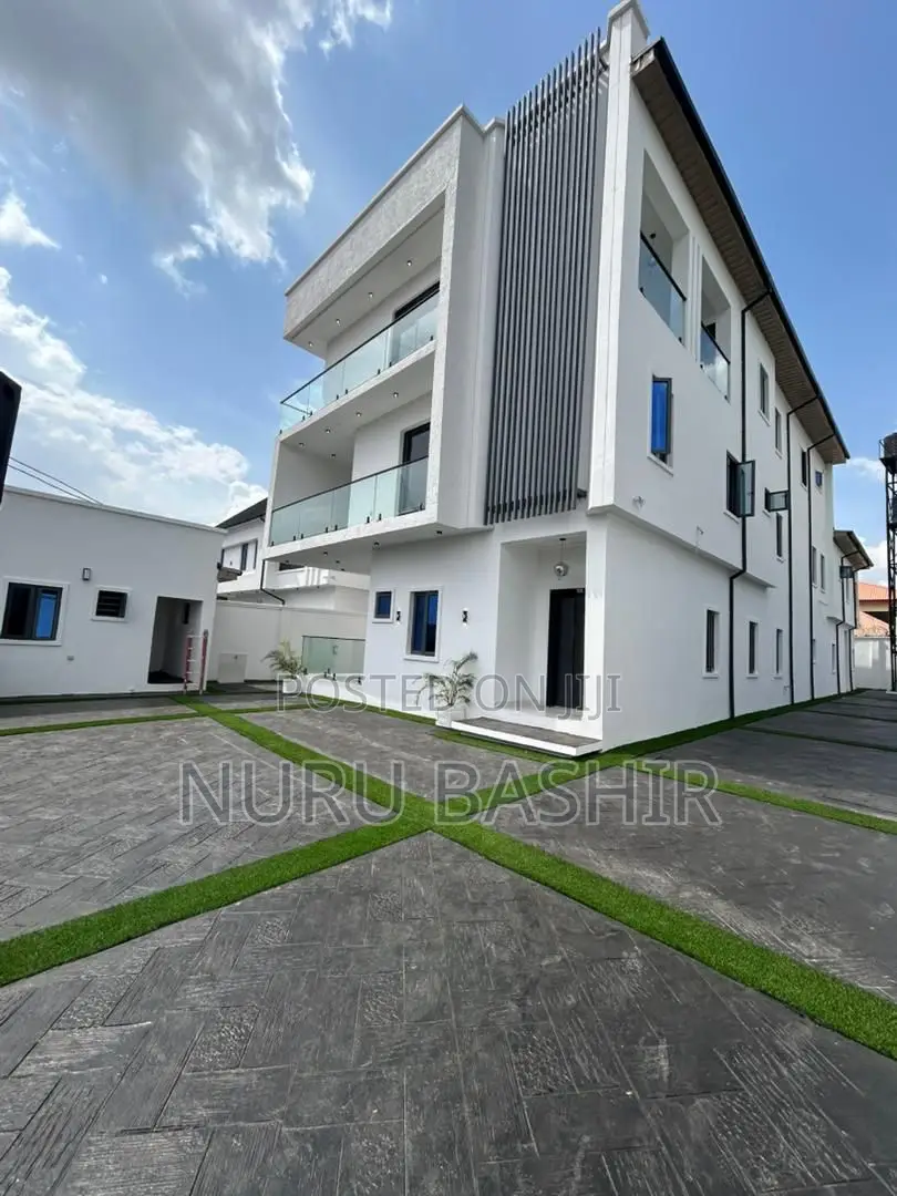 Furnished 5bdrm Duplex in Oluyole Estate for sale