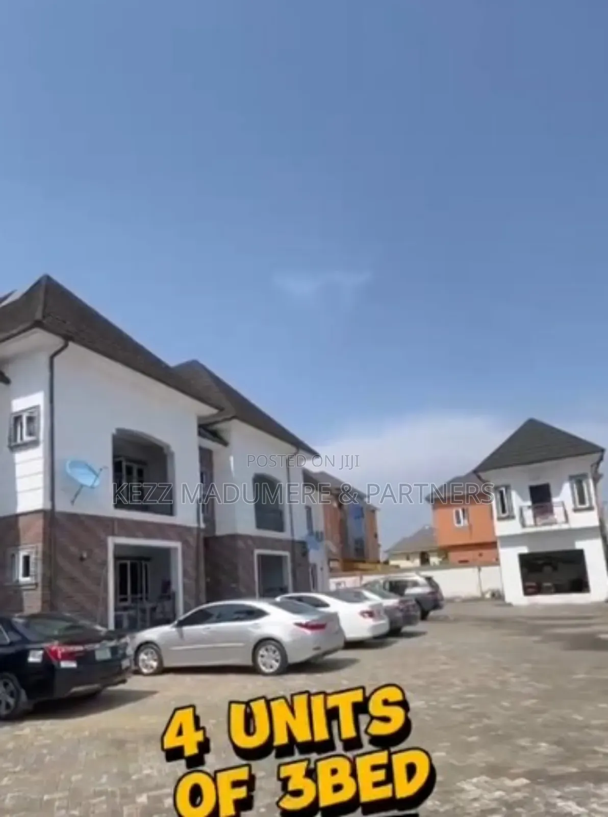 3bdrm Block of Flats in Rumuaghulu, Off Sars for sale