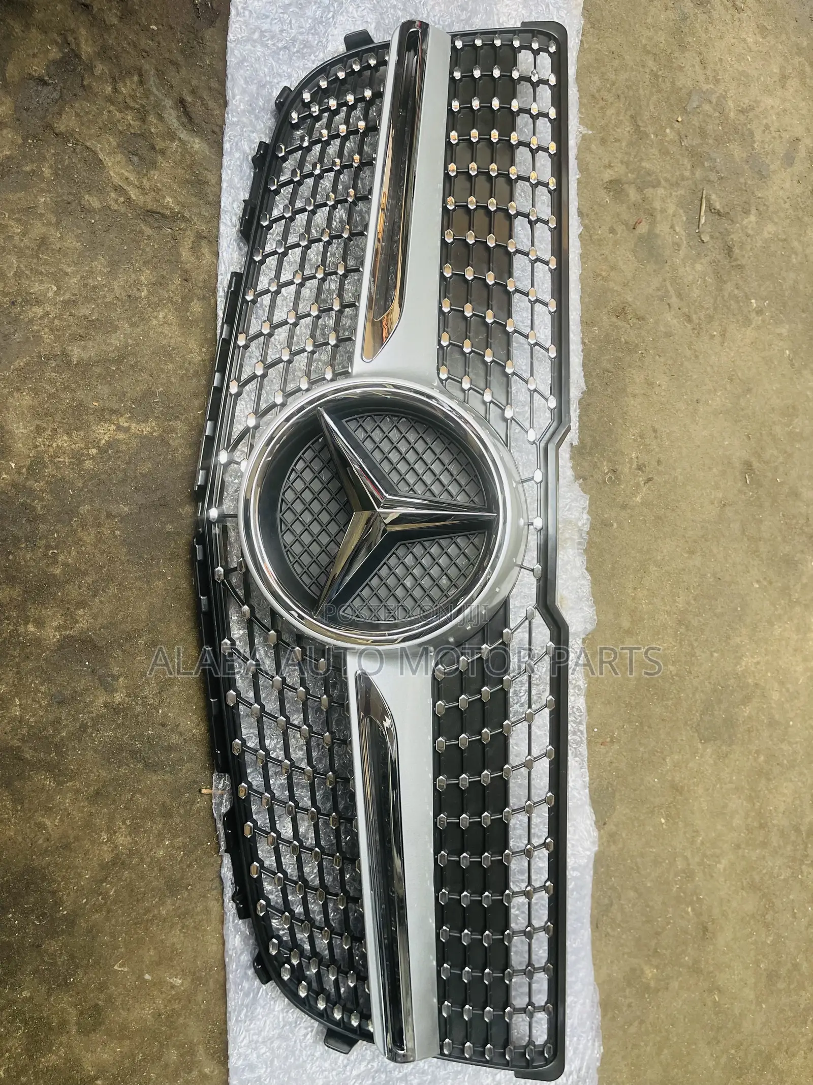 Mercedes Benz Diamond Front Grill Glk,Gle,Glc and 205 Diamond