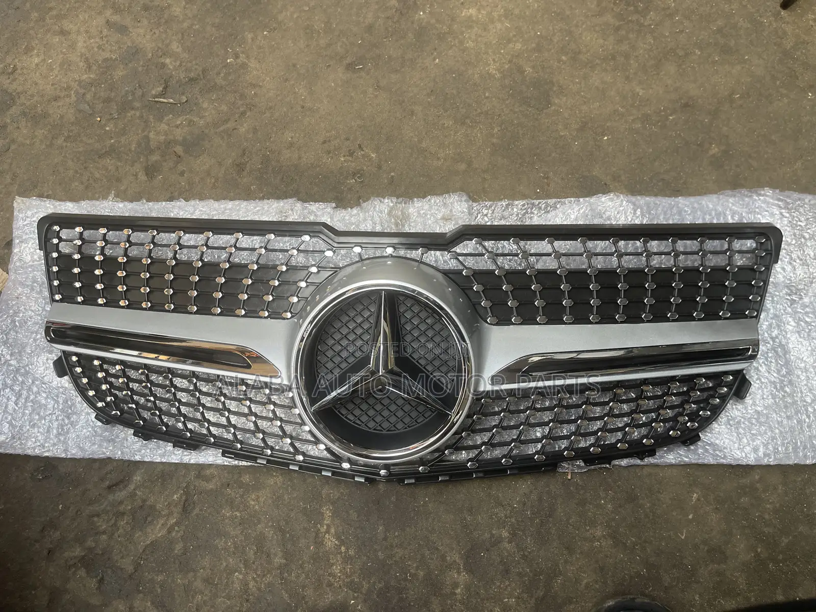 Mercedes Benz Diamond Front Grill Glk,Gle,Glc and 205 Diamond