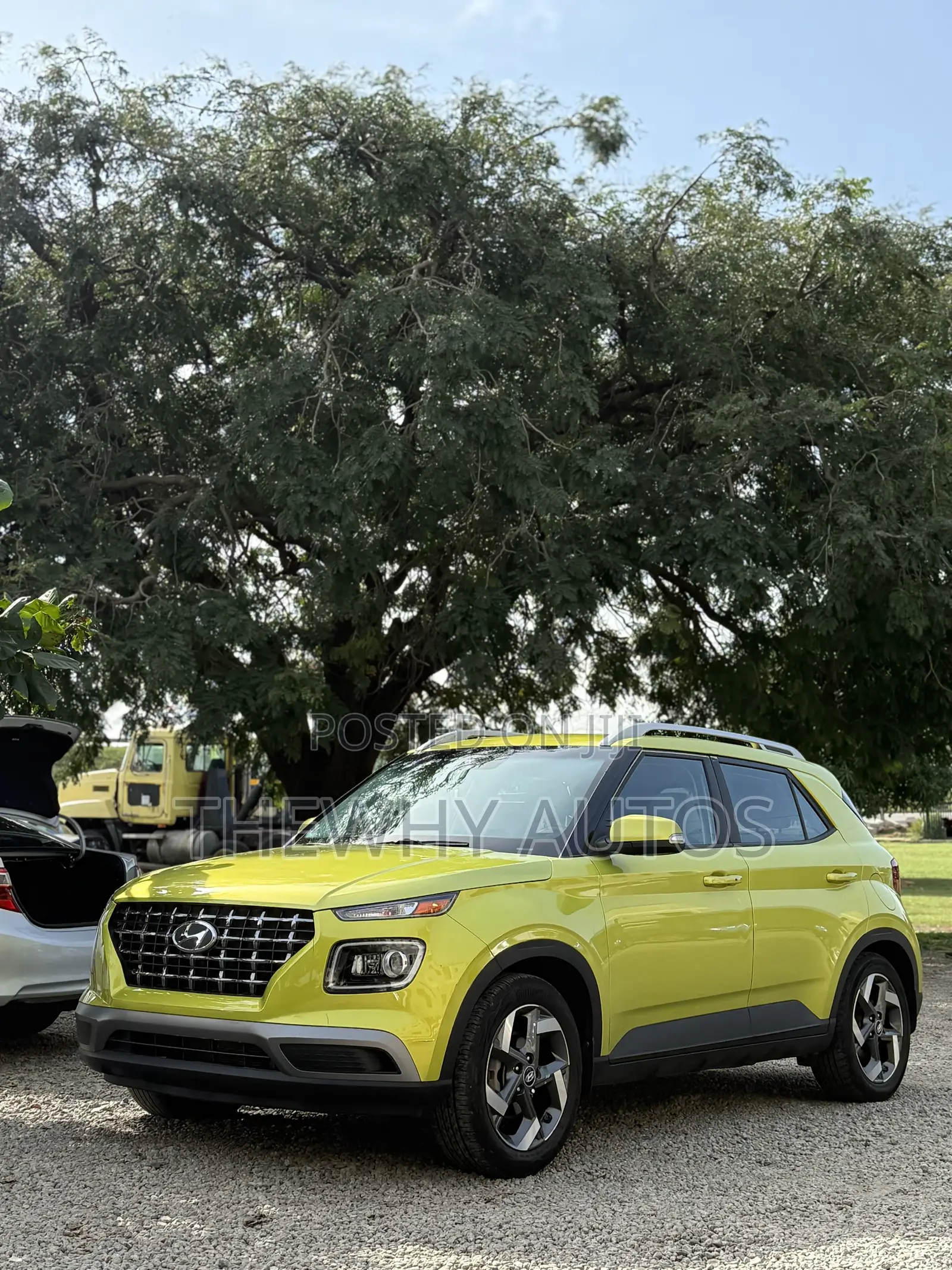 Hyundai Venue 2020 Yellow