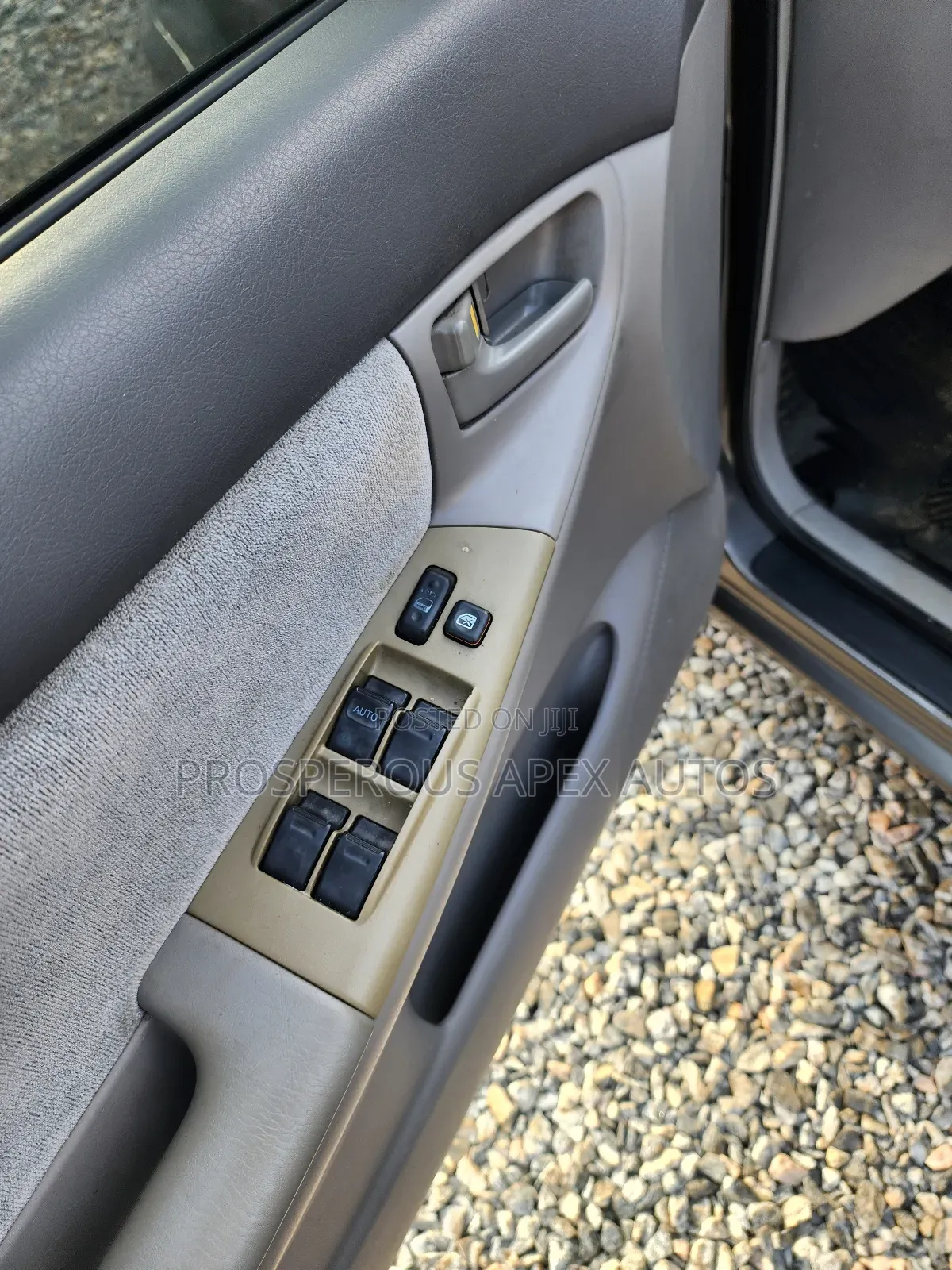 Toyota Corolla LE 2006 Gray
