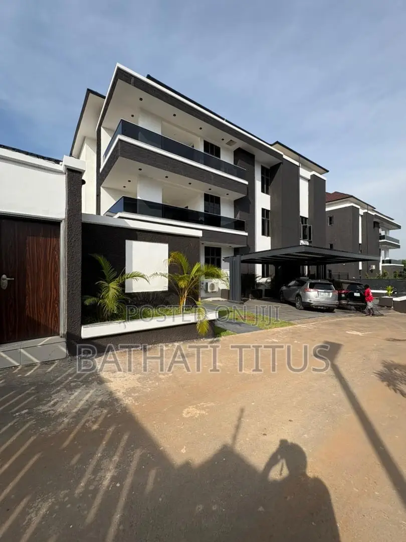 6bdrm Duplex in Life Camp for sale