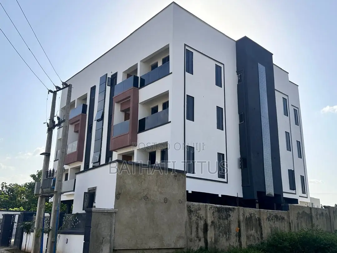 3bdrm Block of Flats in Katampe (Main) for sale