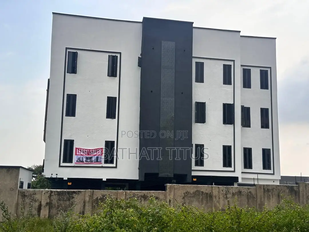 3bdrm Block of Flats in Katampe (Main) for sale