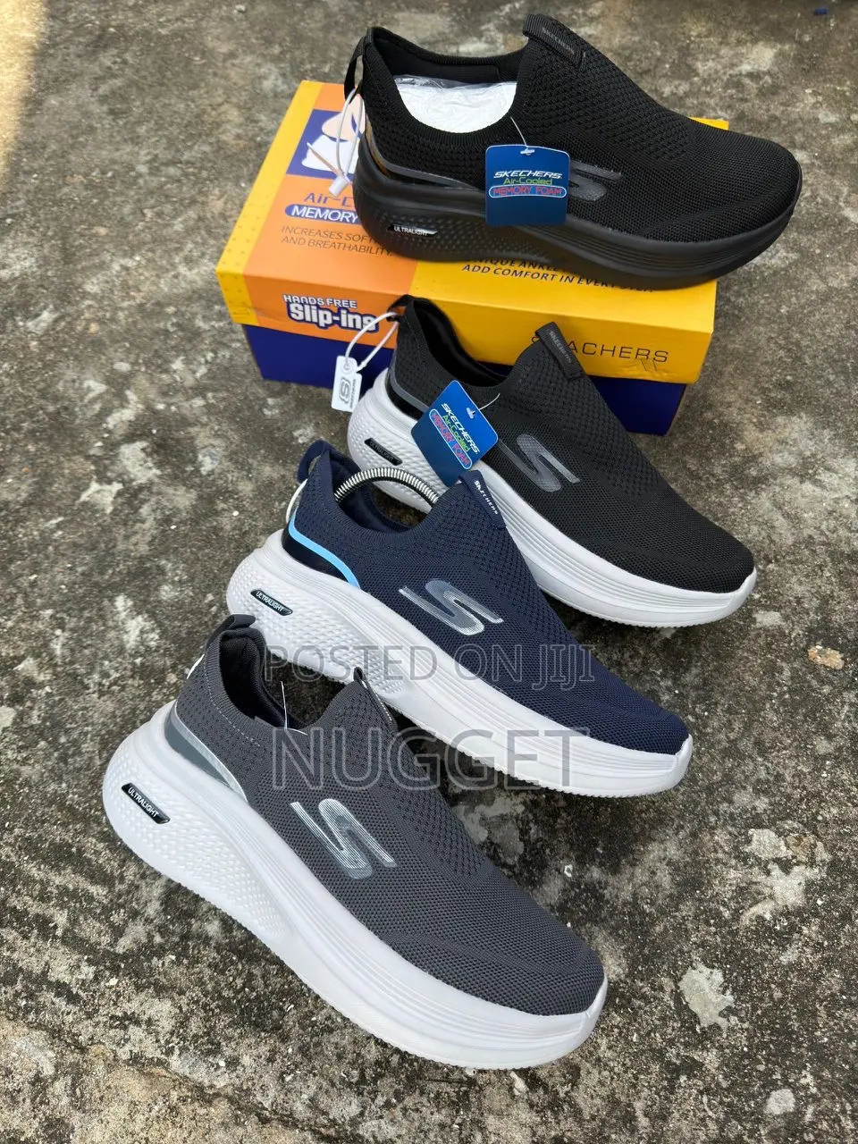 Skechers Sneakers Boxed